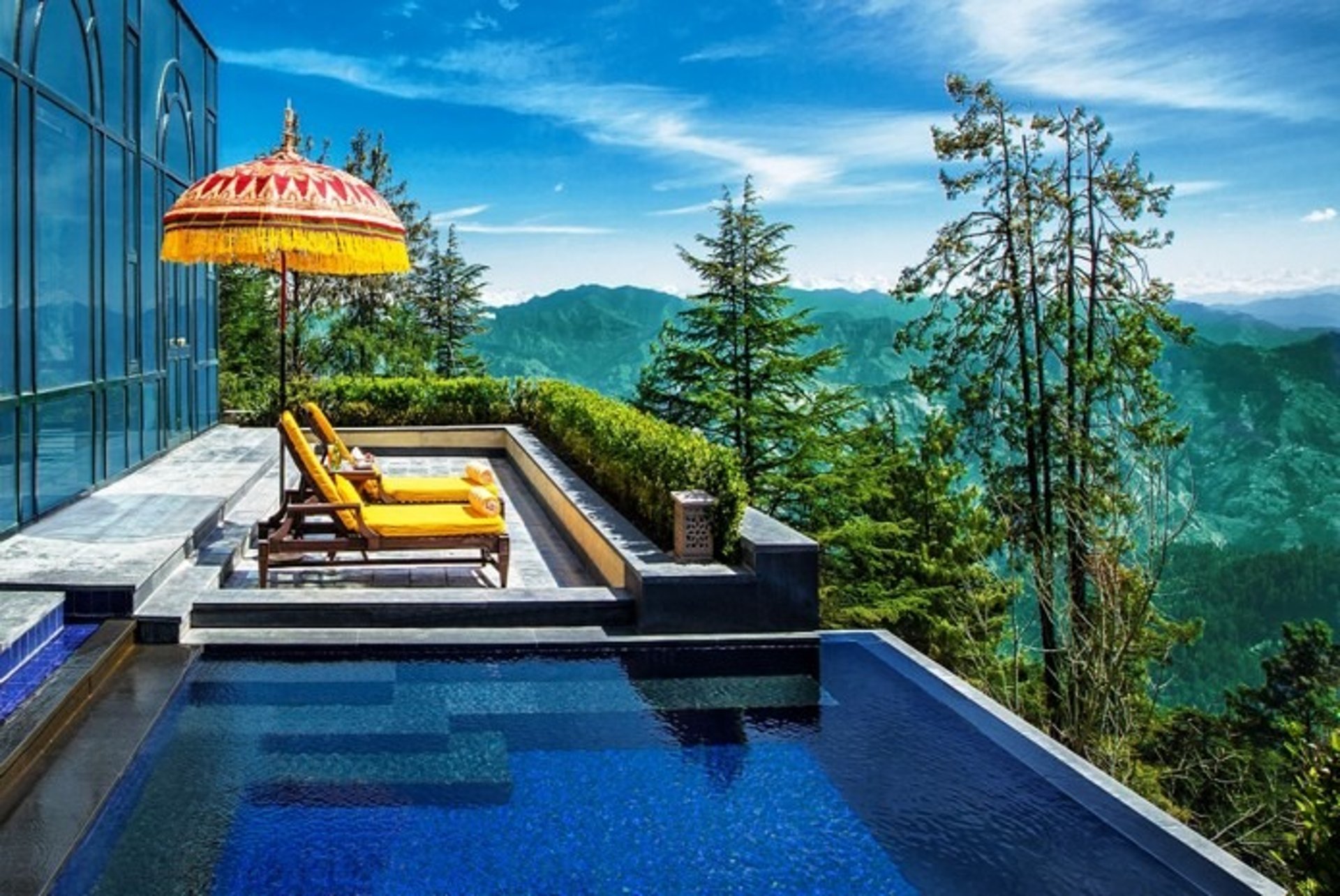 https://krisatravels.com