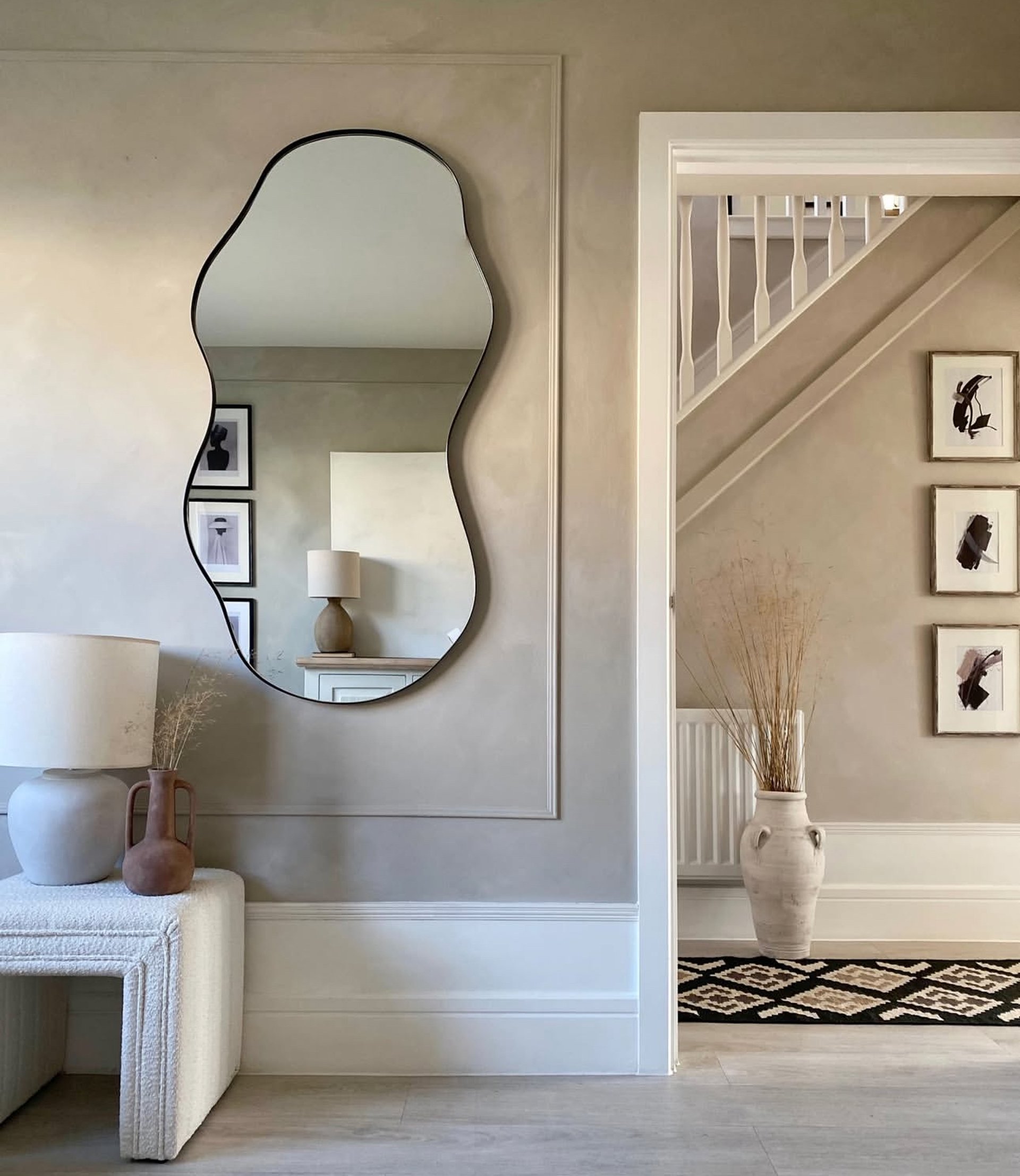 black and white bed linen