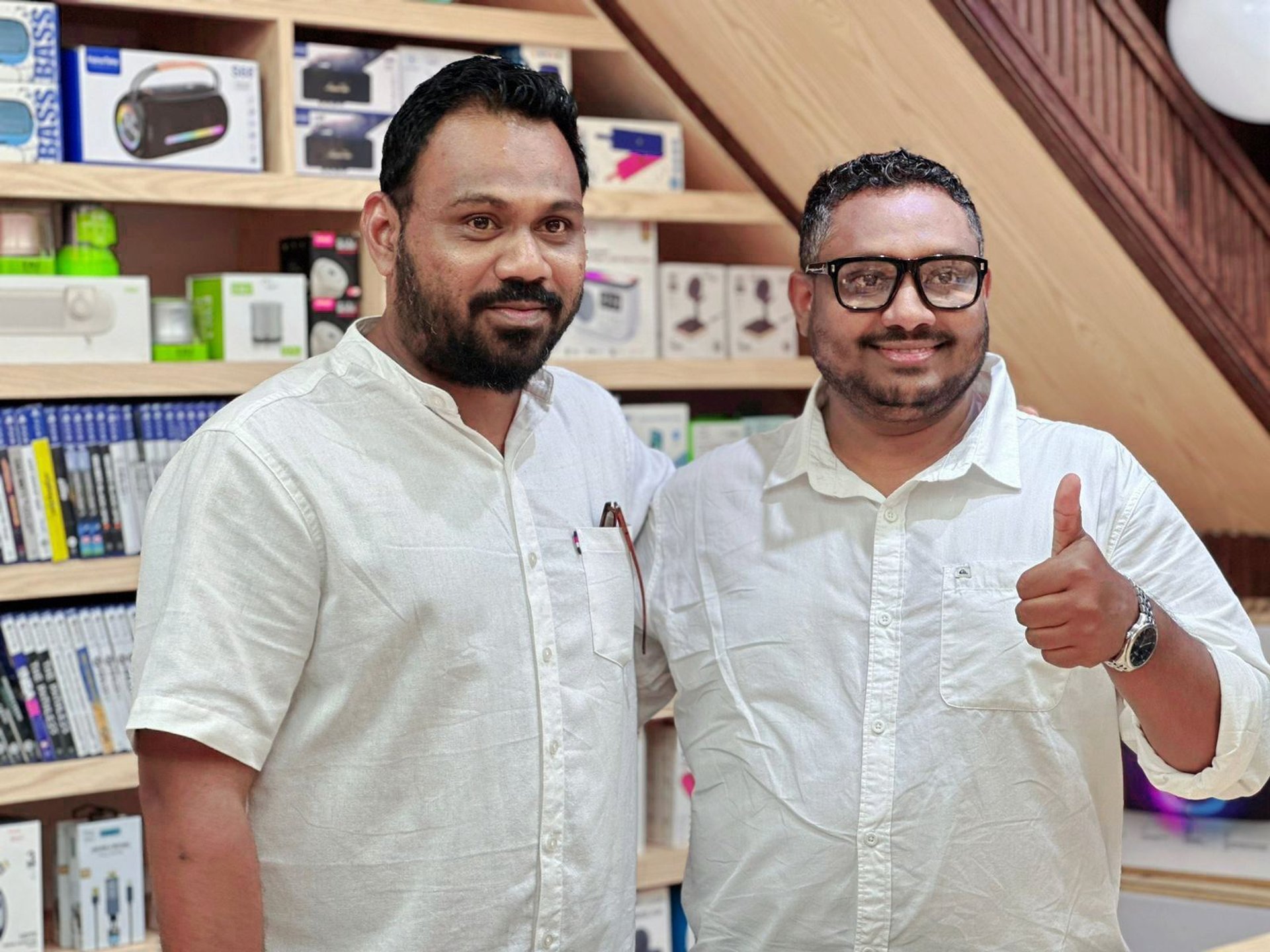 black and white bed linen