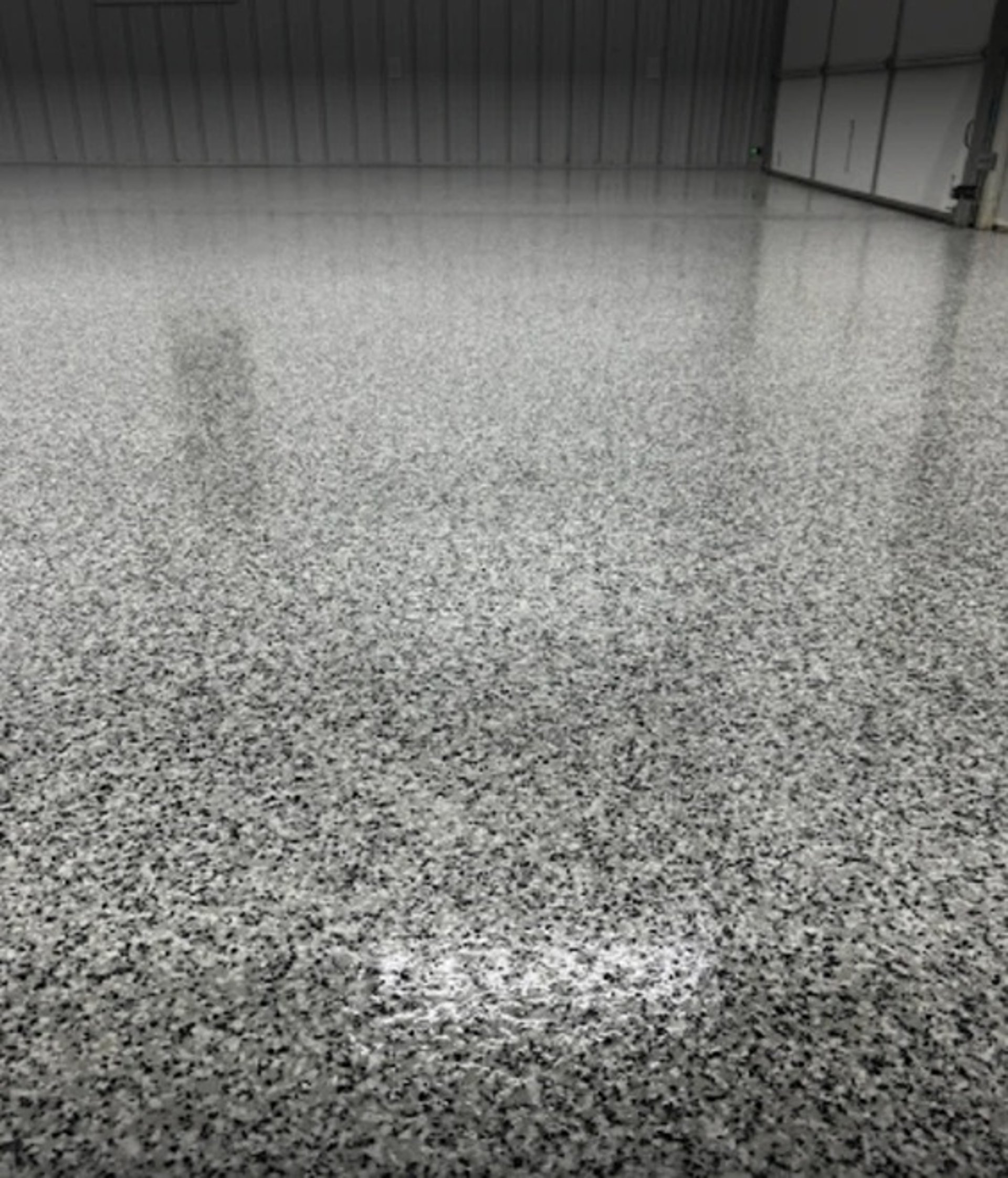 black and white bed linen