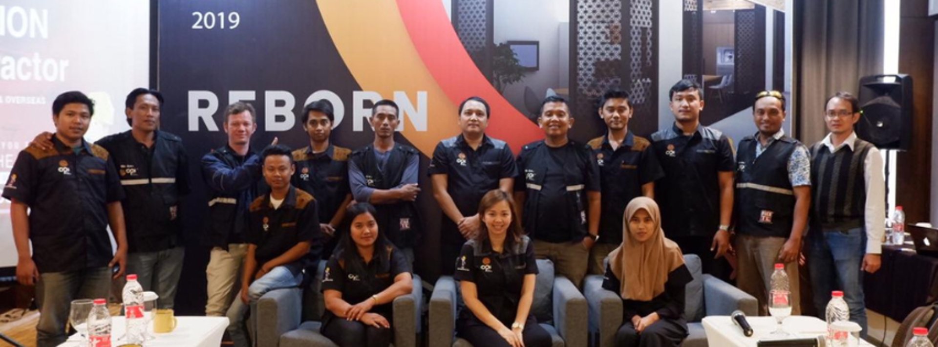 black and white bed linen