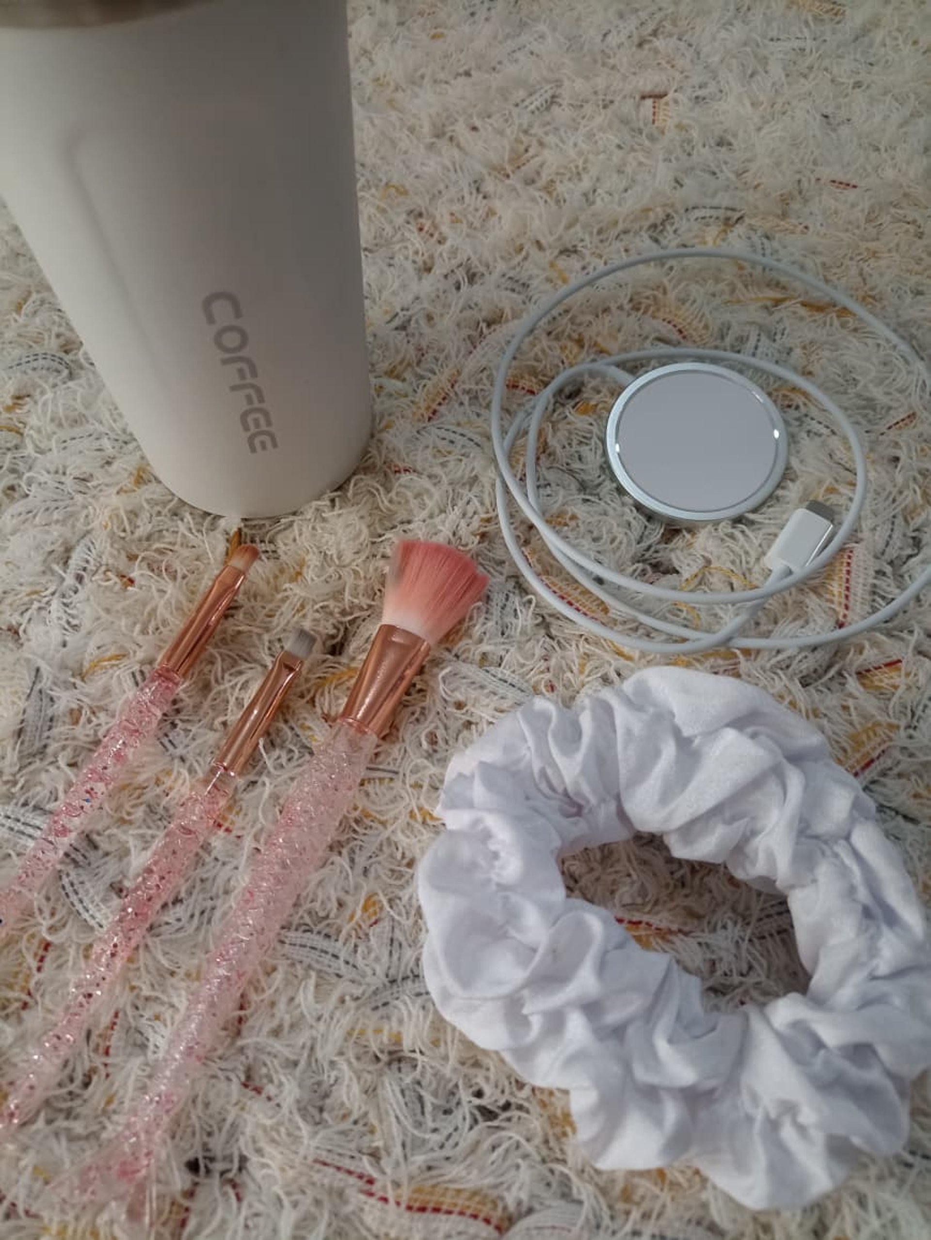 black and white bed linen