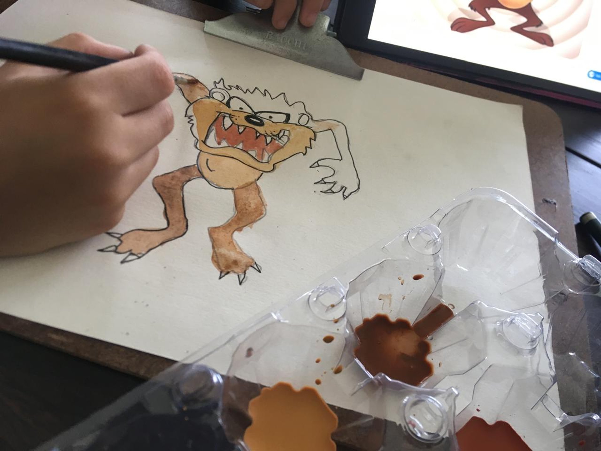 black and white bed linen