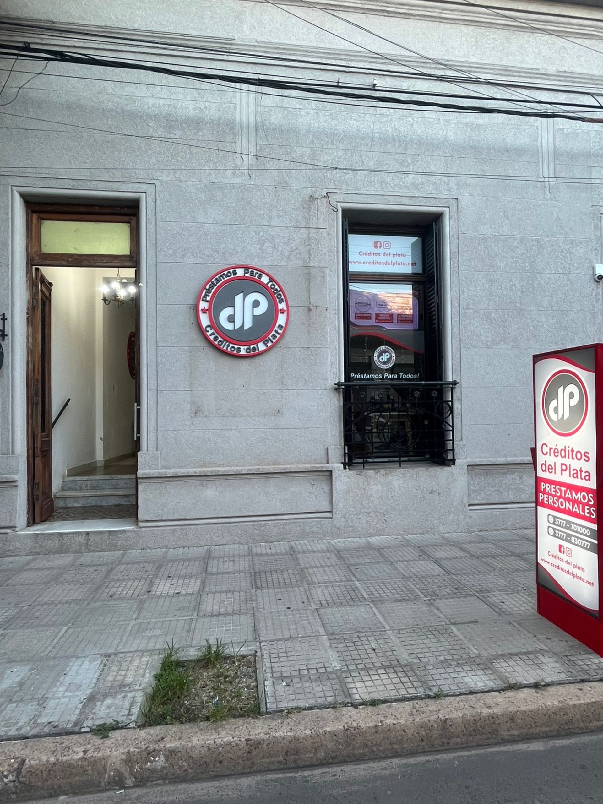 black and brown leather padded tub sofa