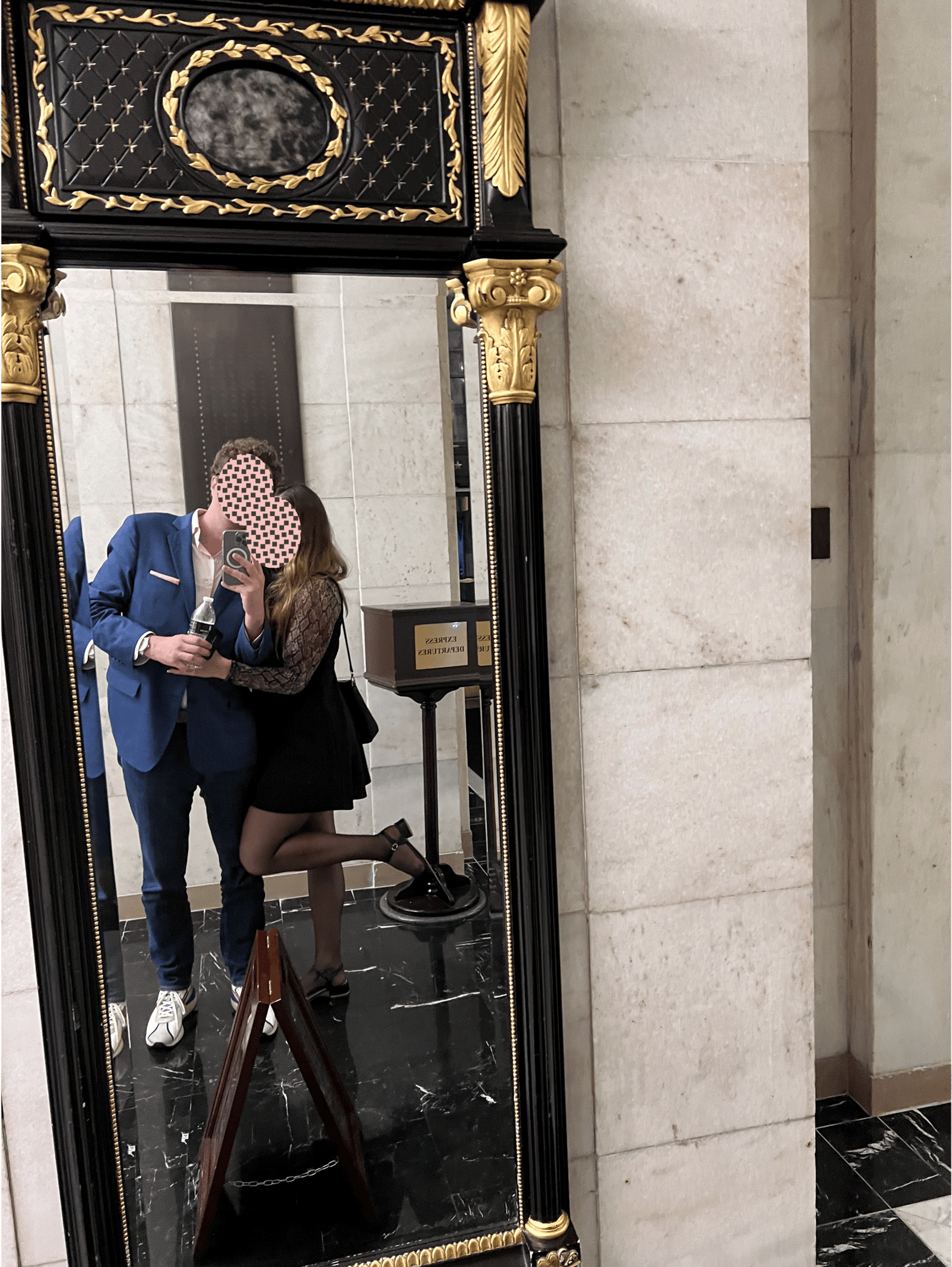 black and white bed linen