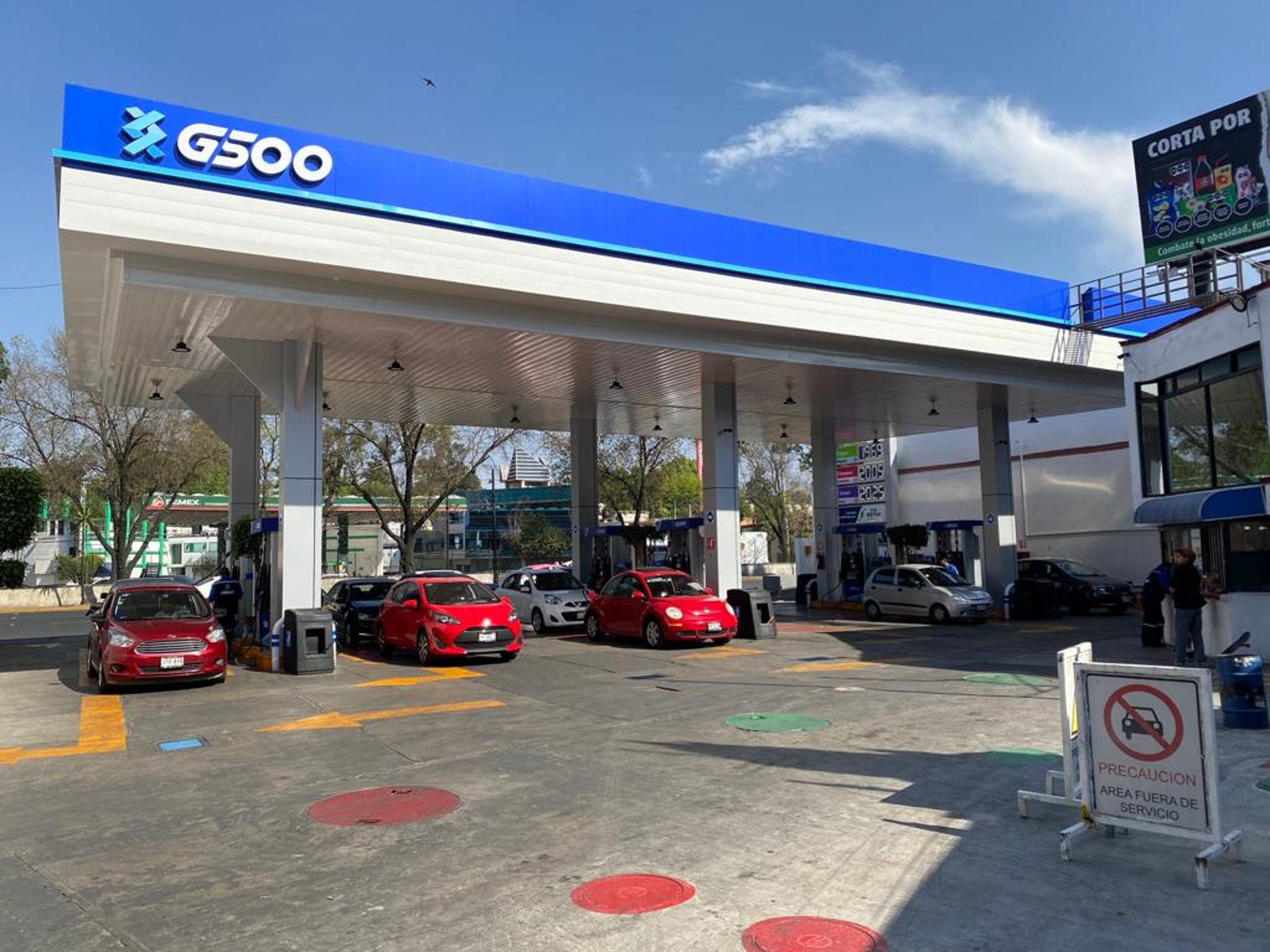 black and brown leather padded tub sofa