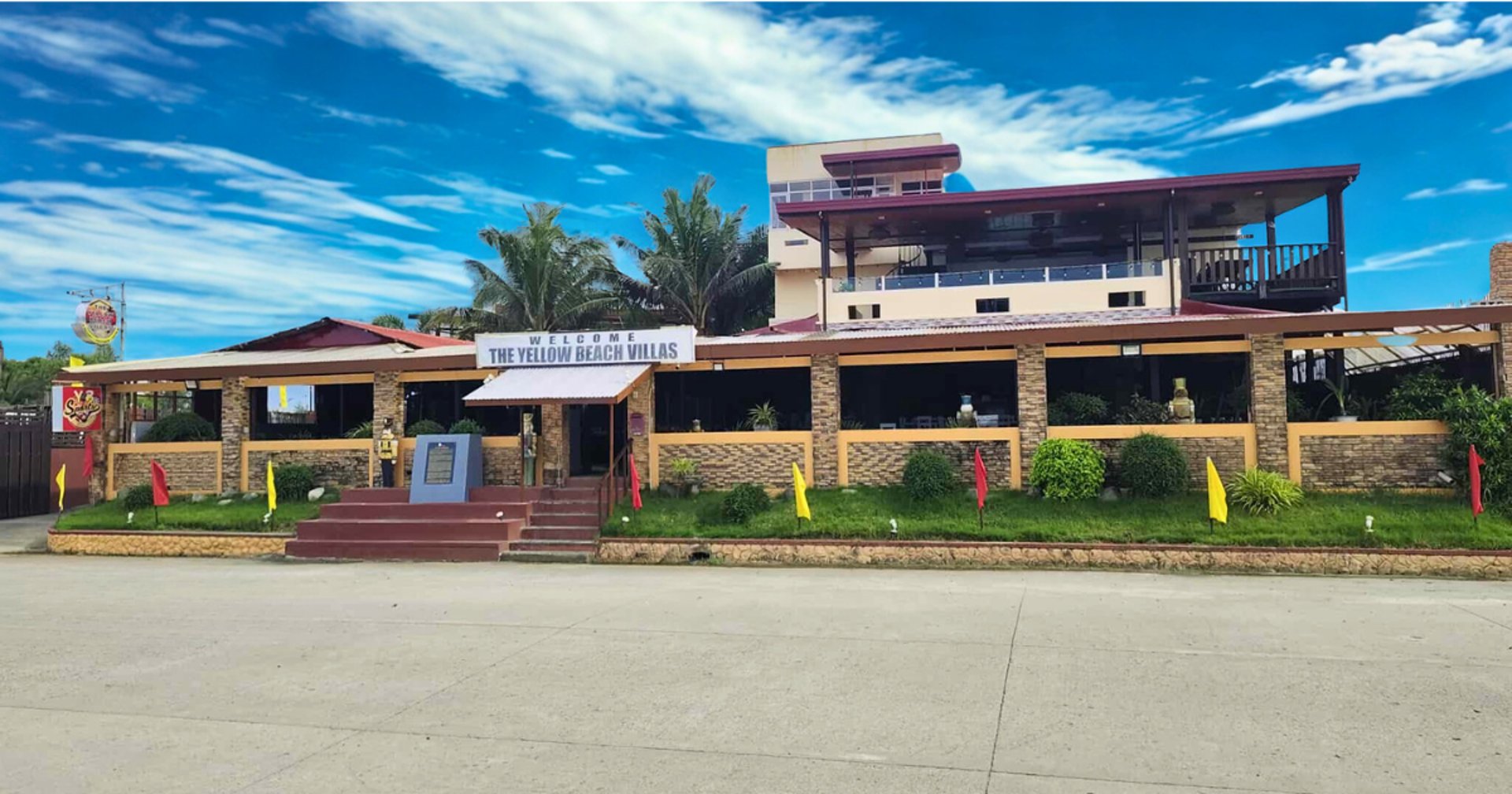 black and brown leather padded tub sofa