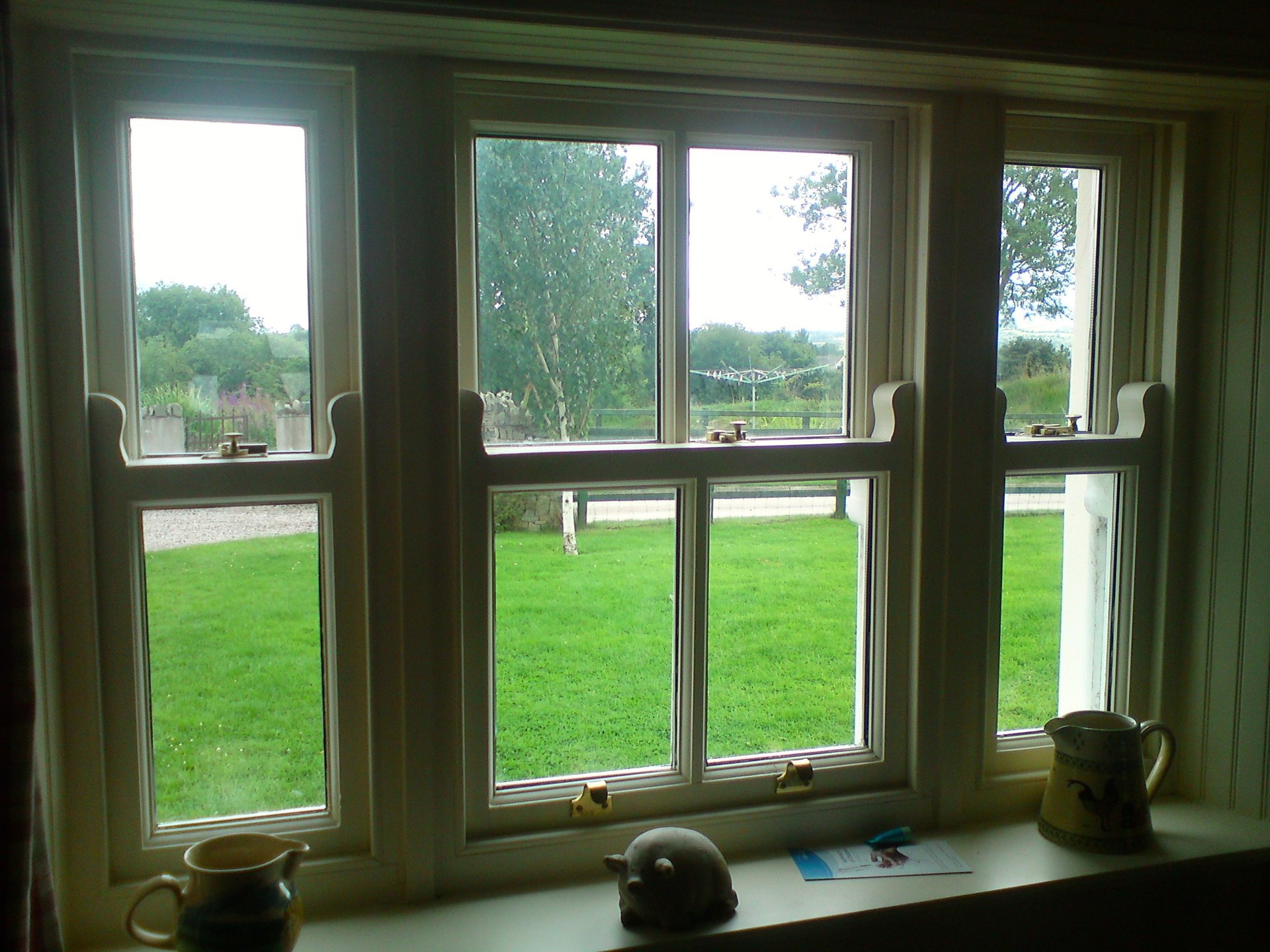 internal-view-of-hardwood-painted-triple-sash-window-in-Belfast