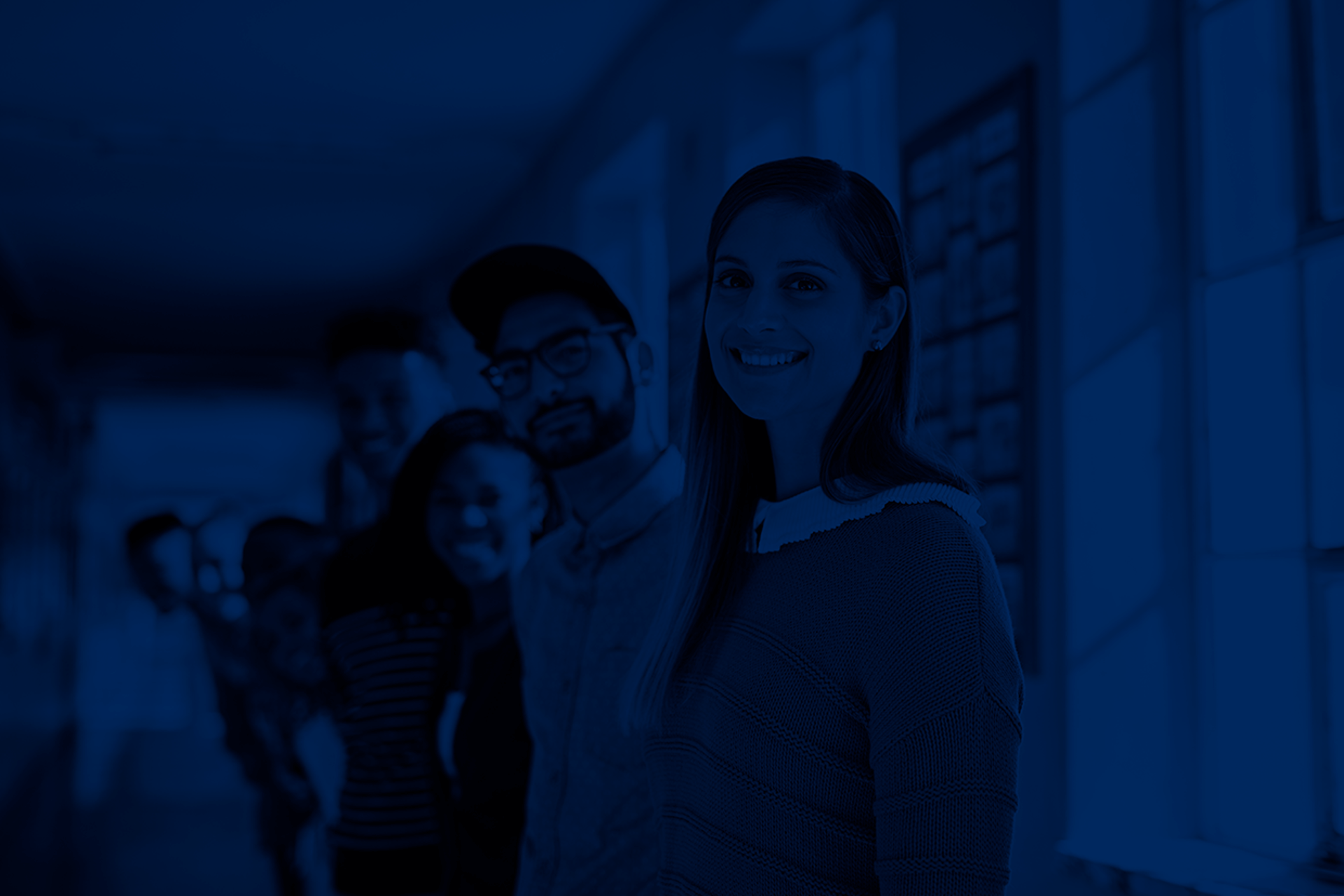 gray computer monitor