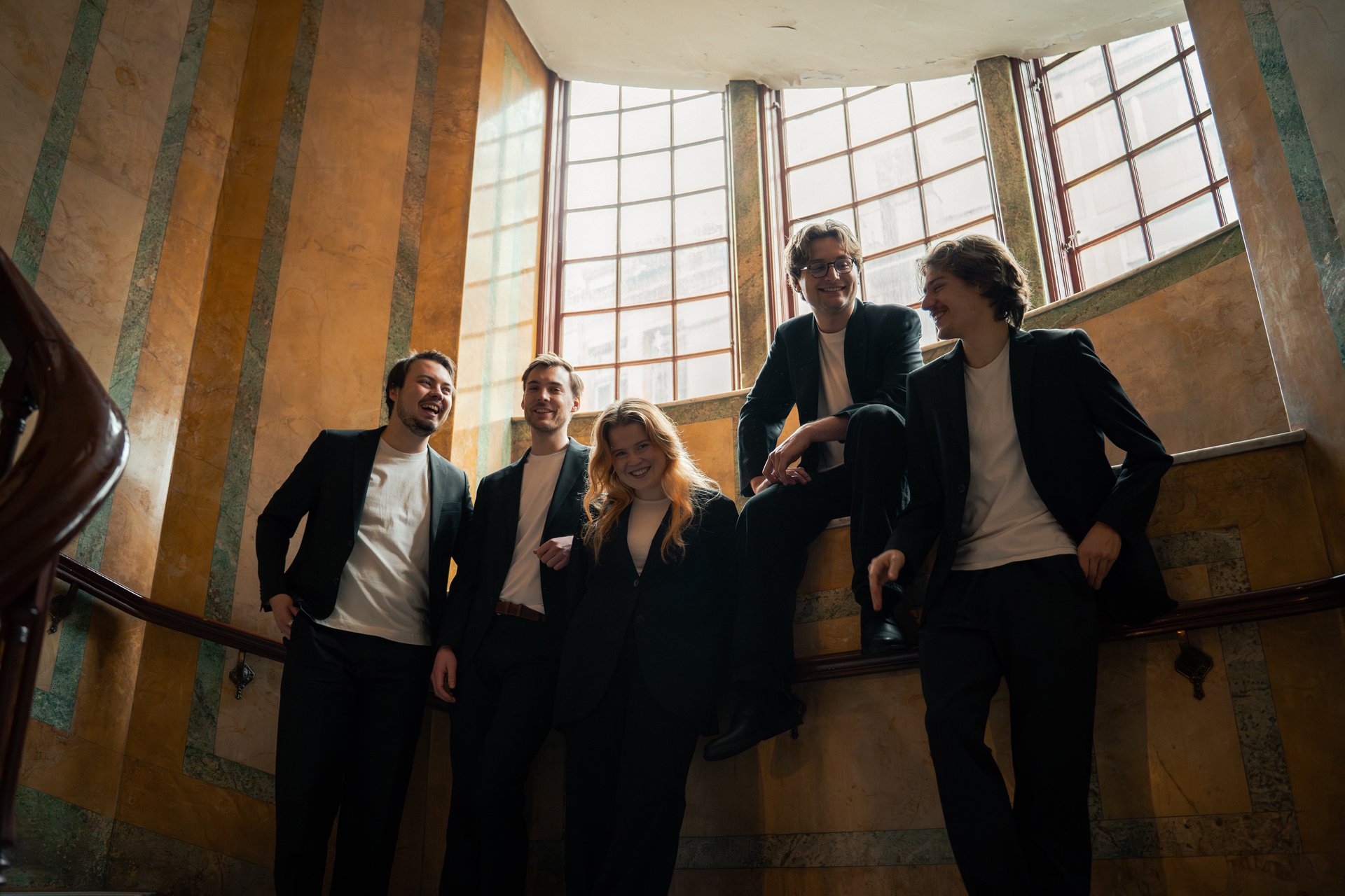 black and white bed linen