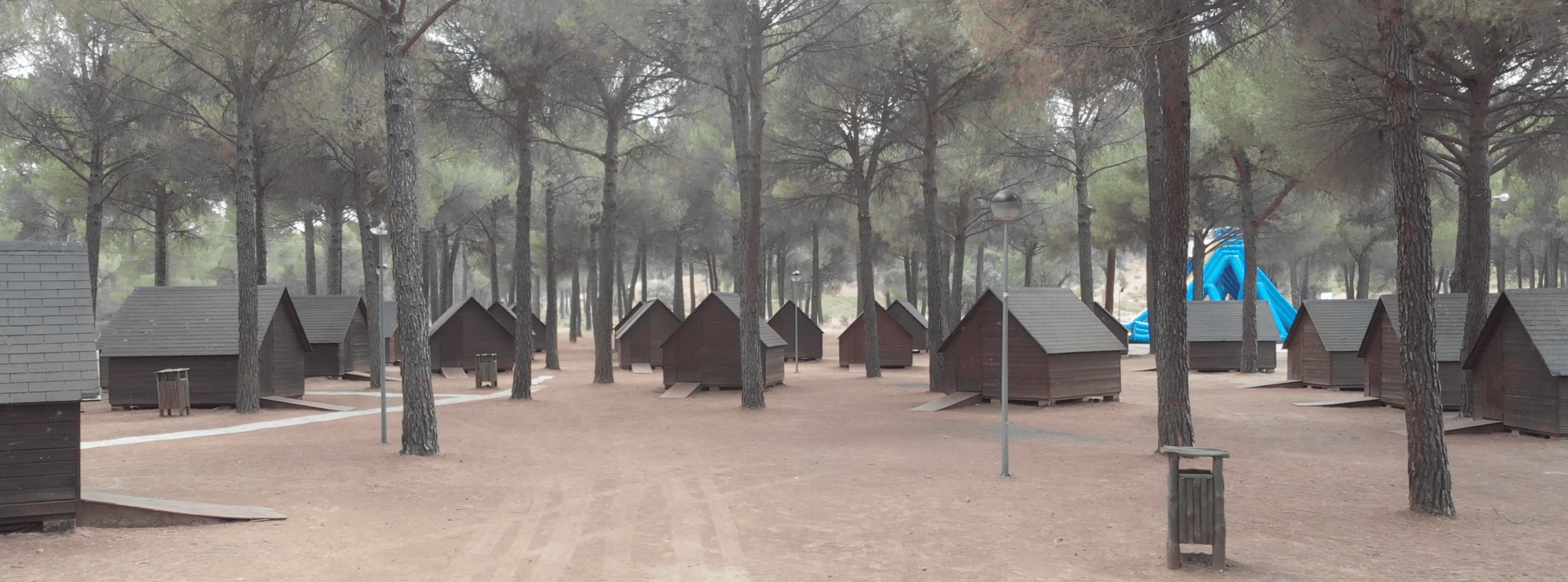 gray computer monitor