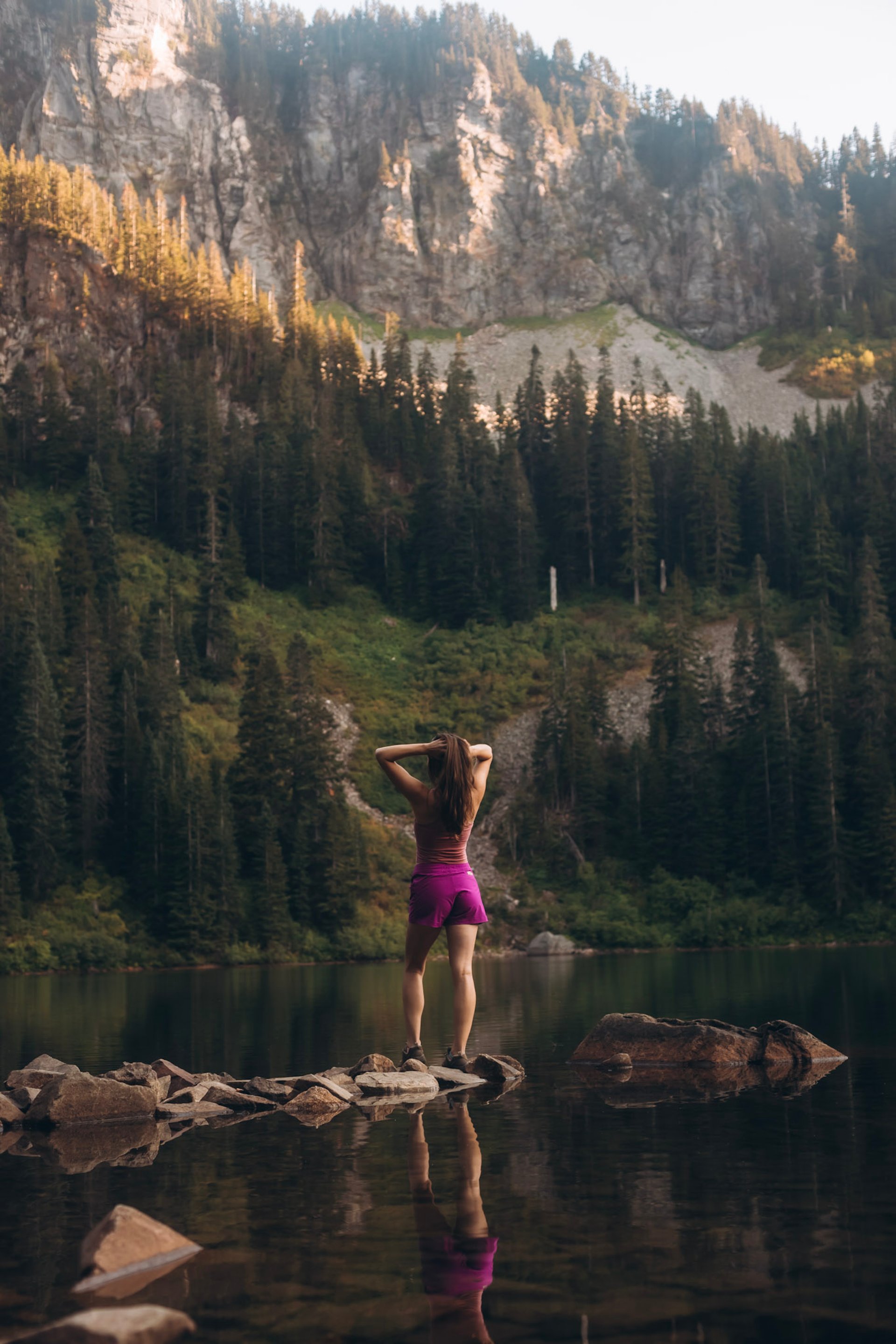 black and white bed linen