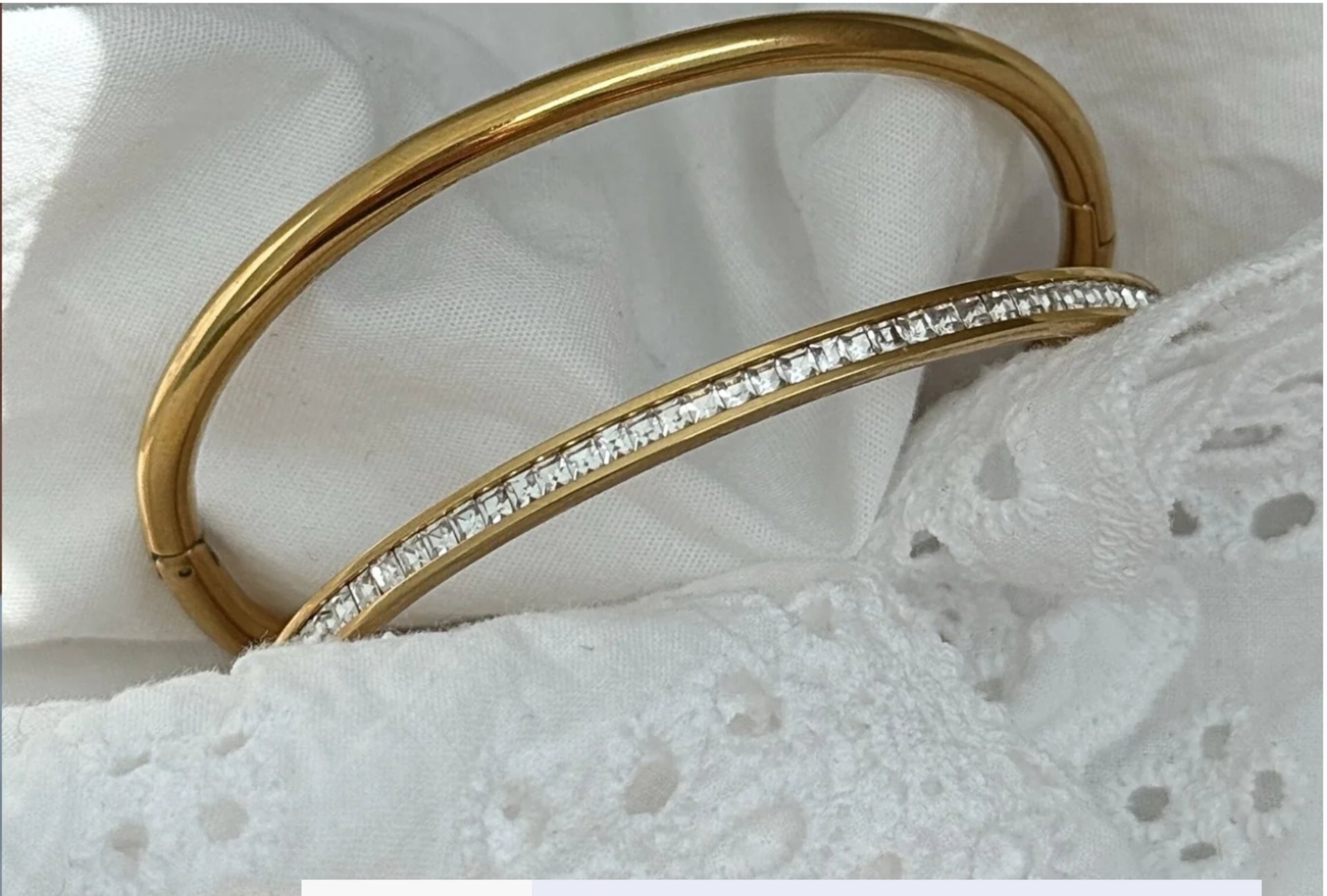 gray computer monitor