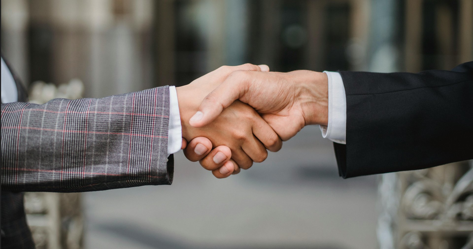 two person handshaking