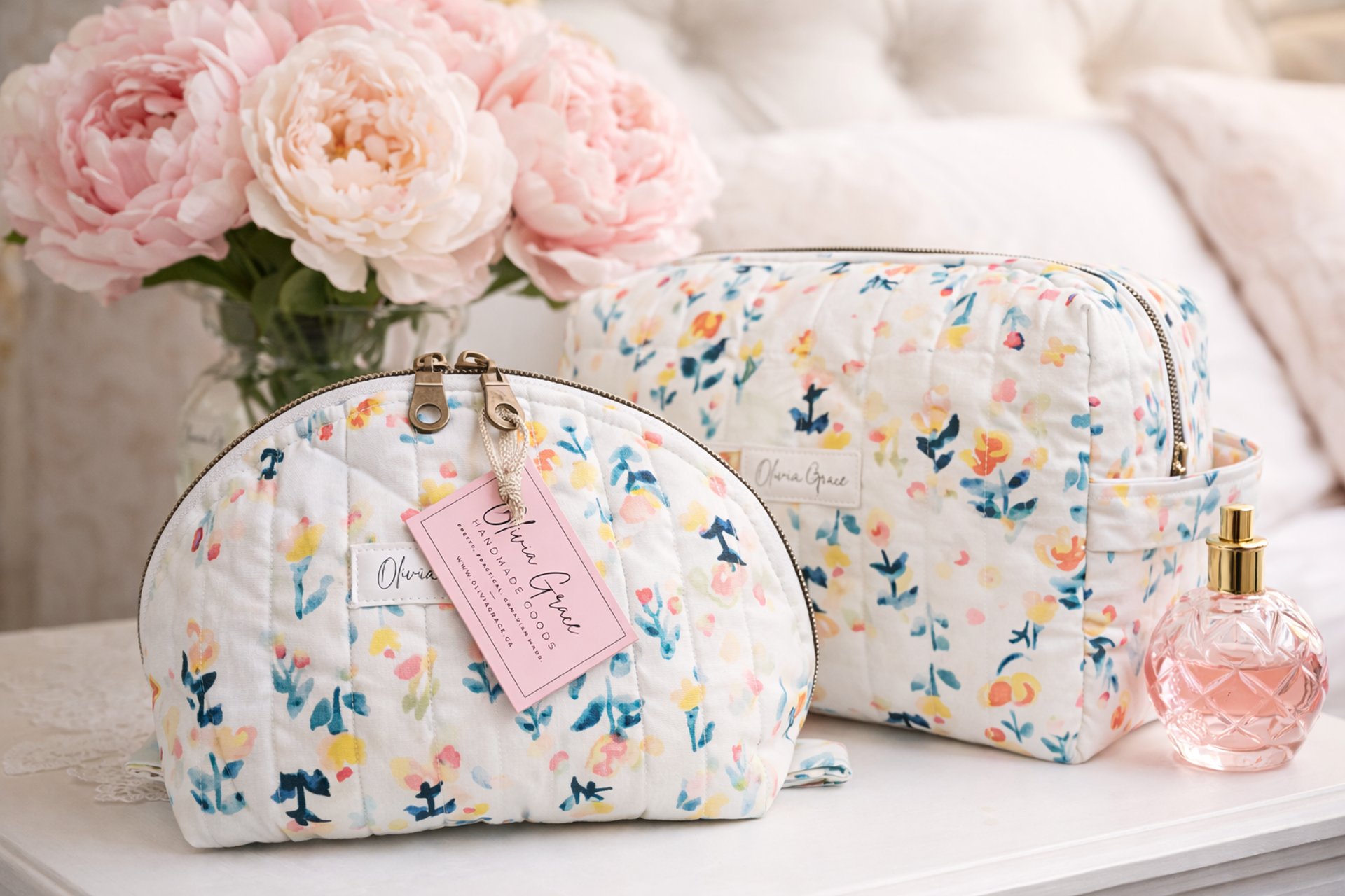 black and white bed linen