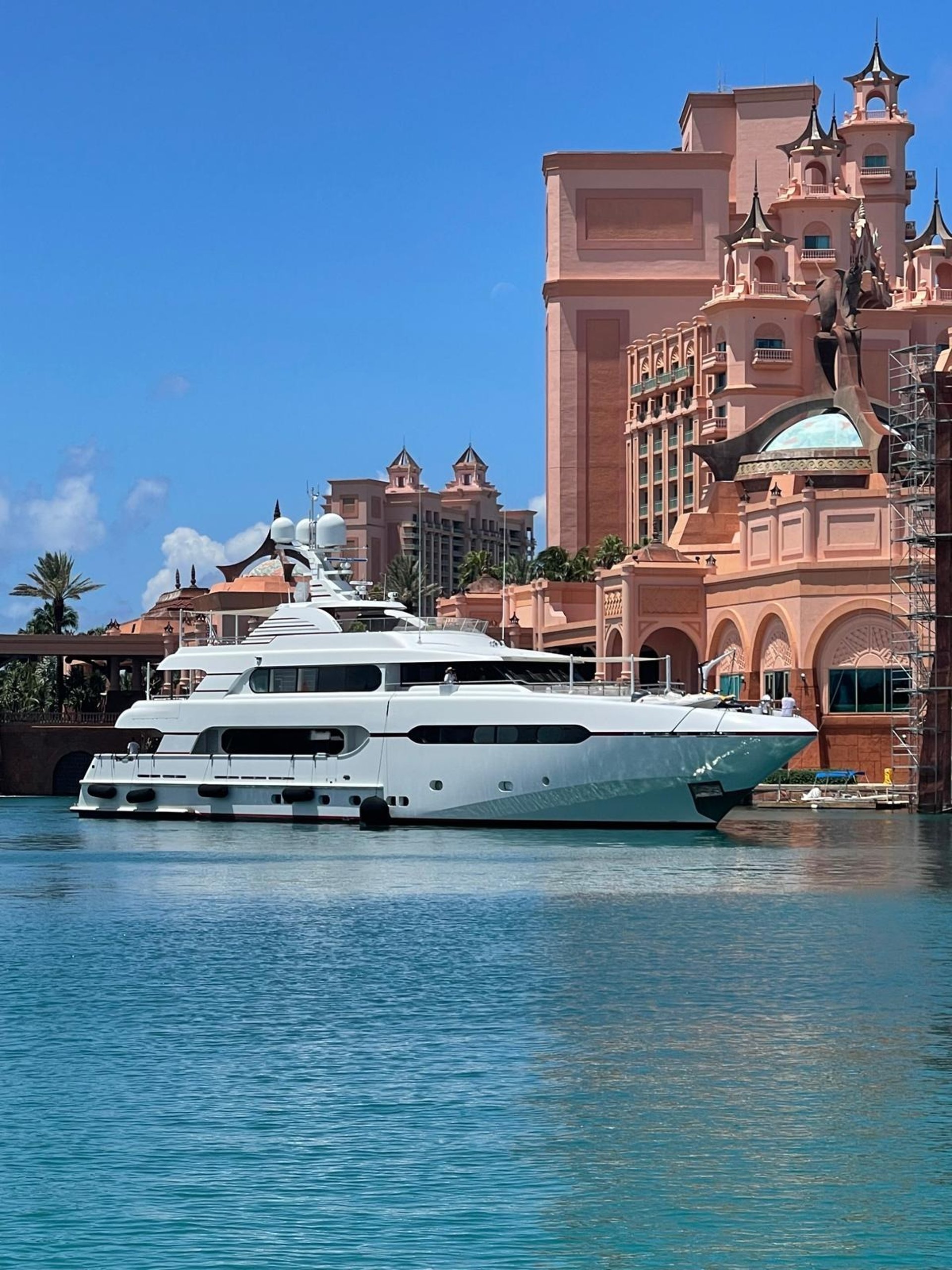 black and brown leather padded tub sofa