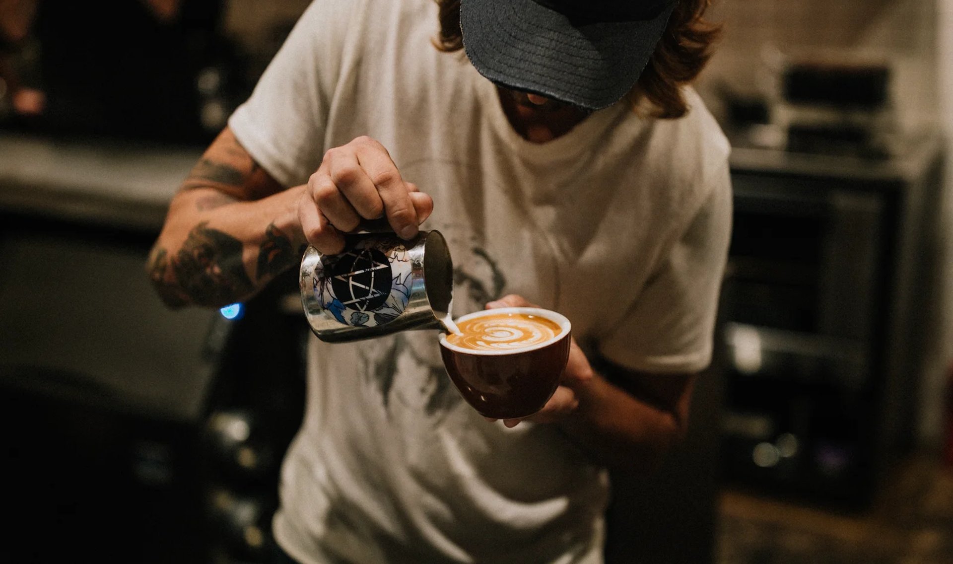 black and white bed linen