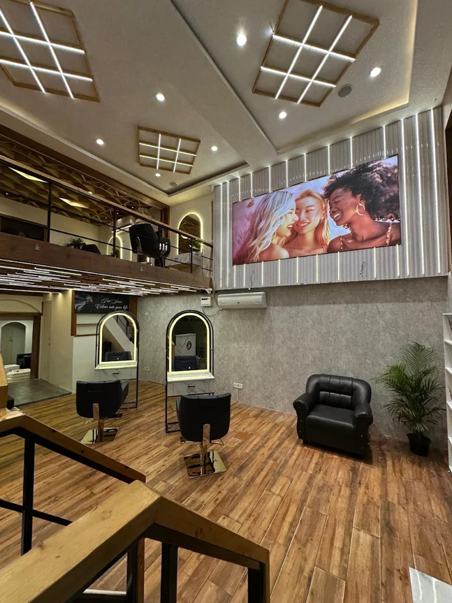 black and white bed linen