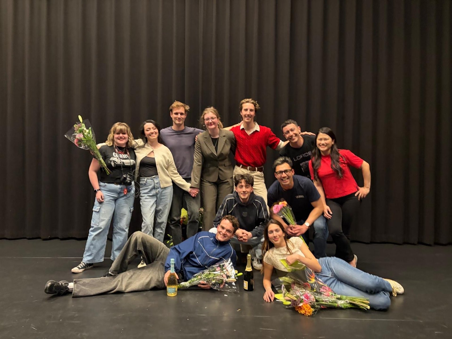 black and white bed linen