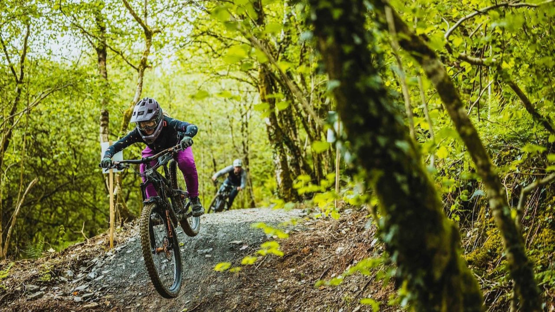 mountain-biking-at hafod-trails