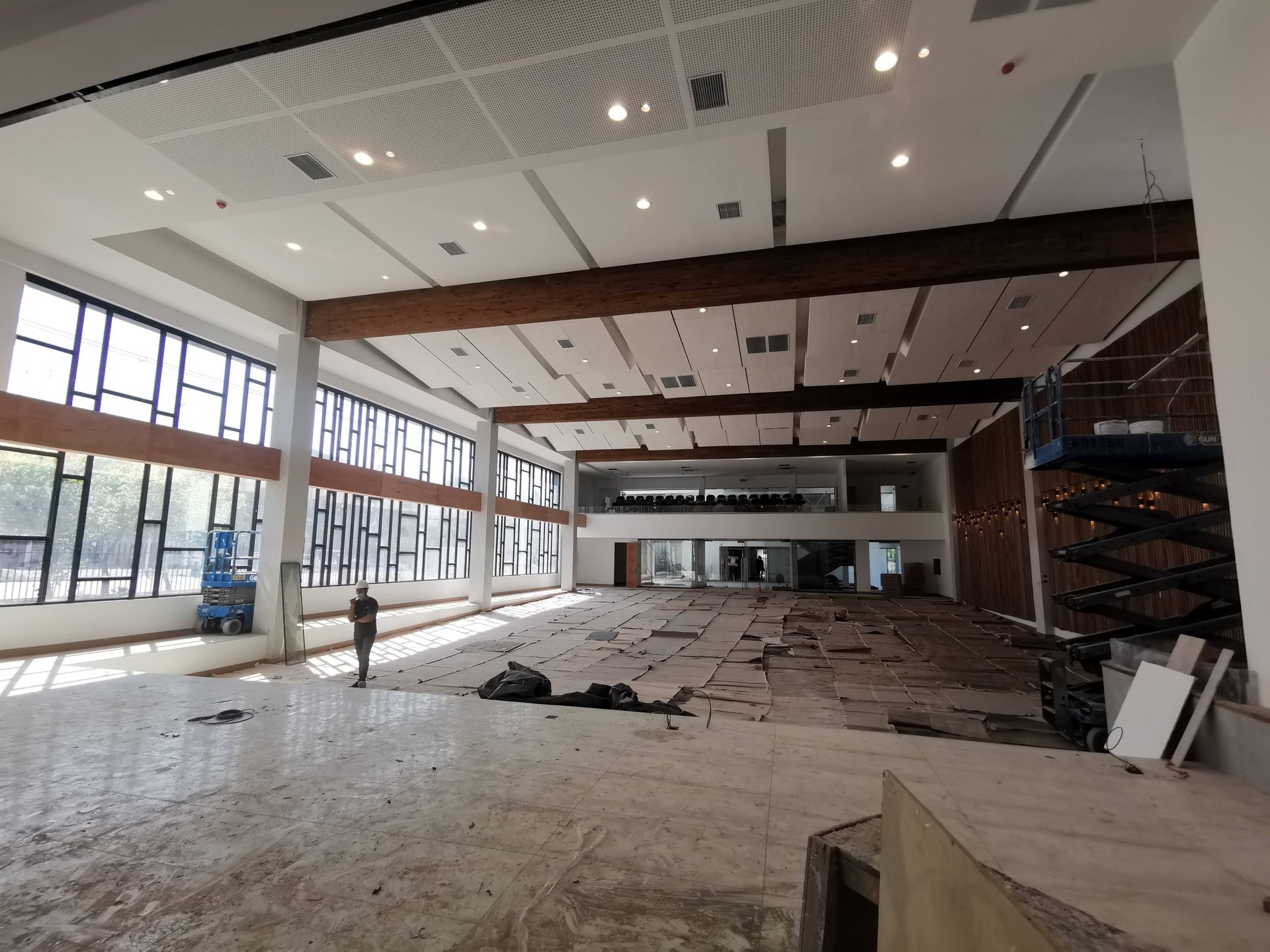 black and brown leather padded tub sofa