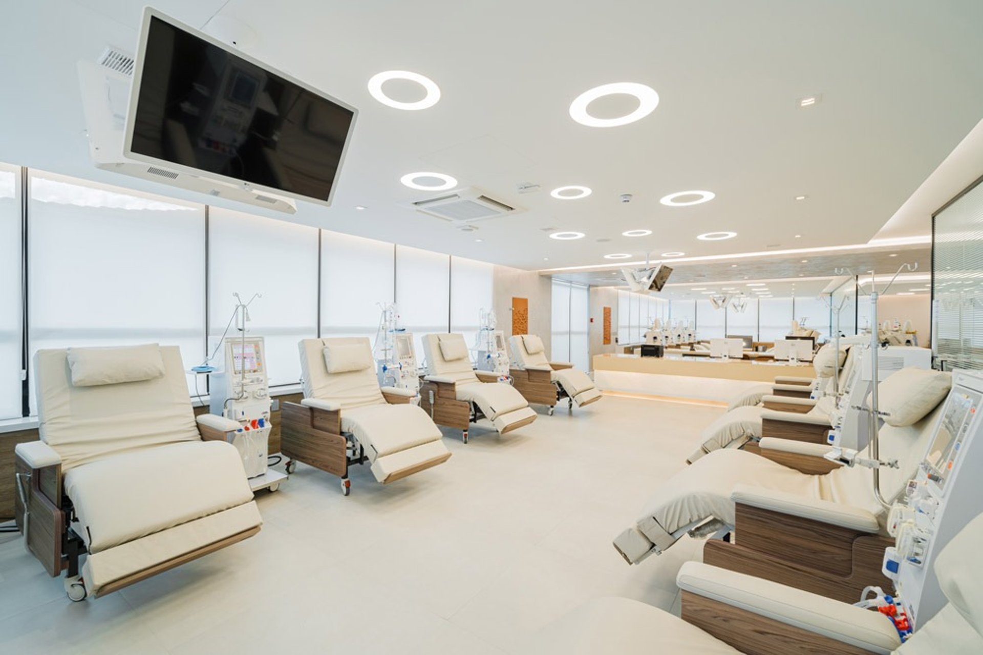 gray computer monitor