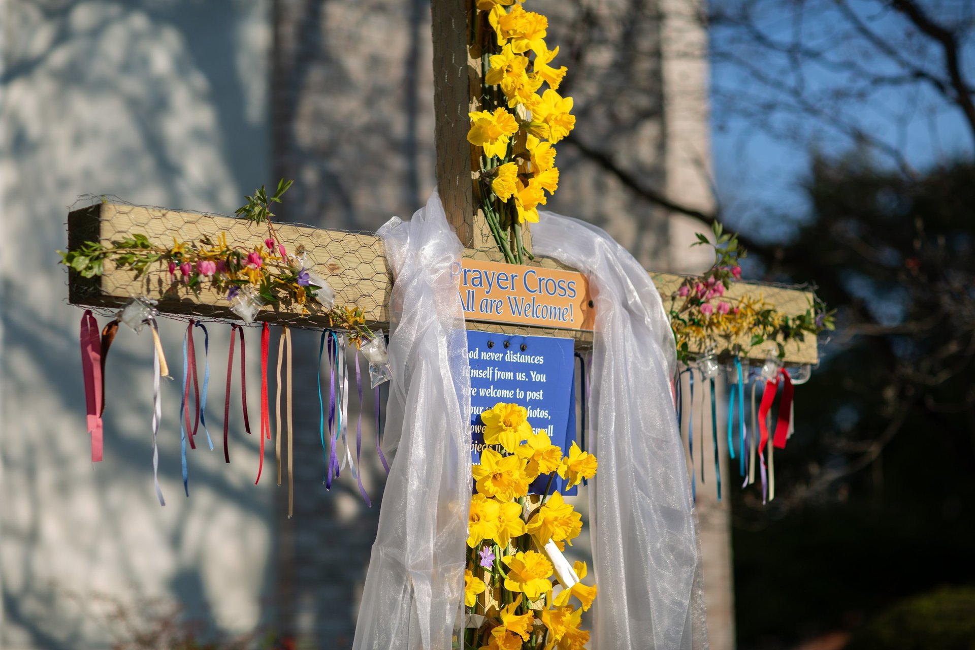 black and white bed linen