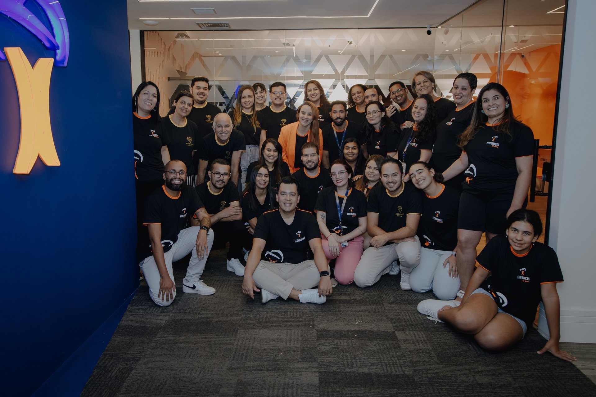 black and brown leather padded tub sofa