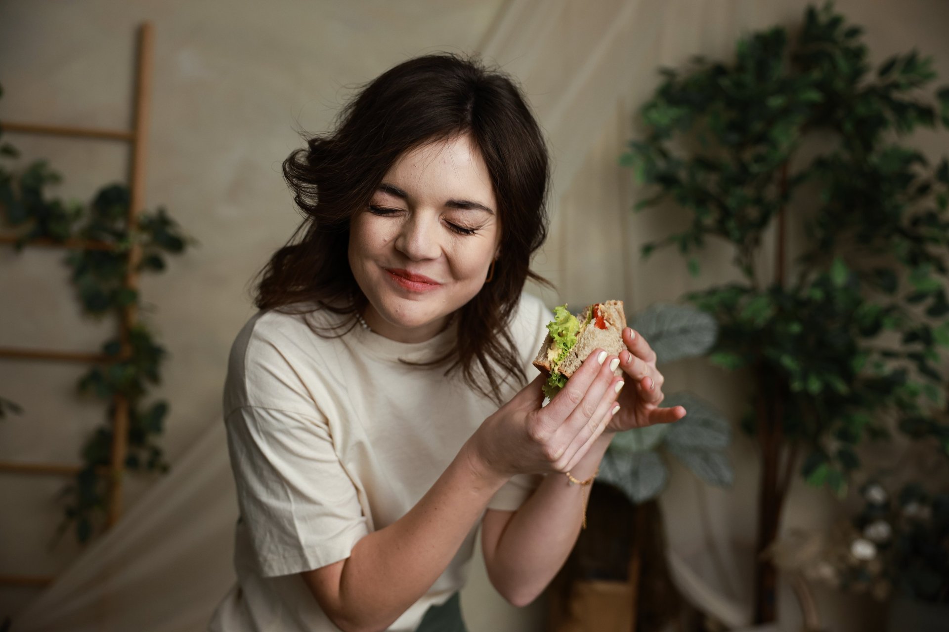 black and white bed linen