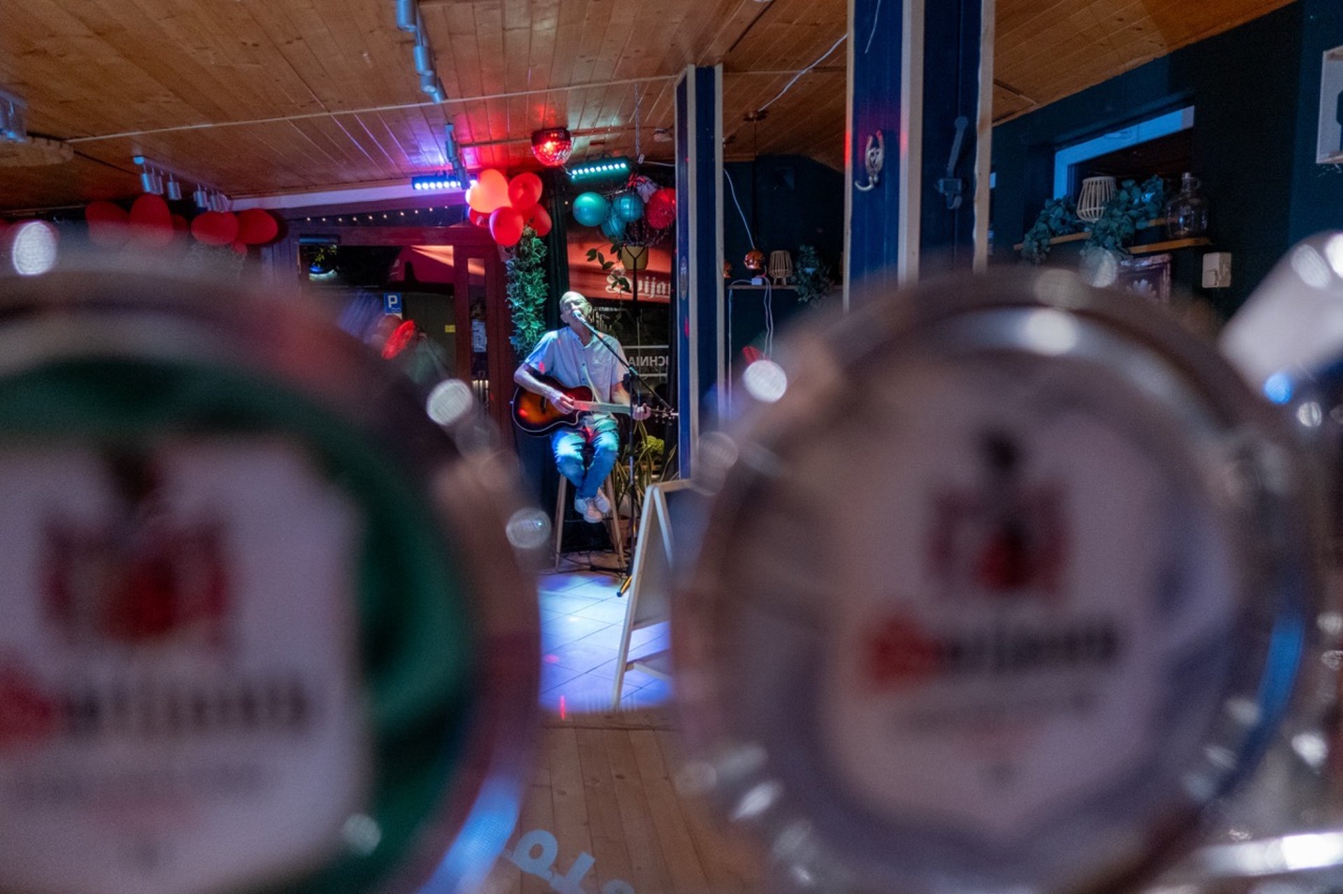 black and brown leather padded tub sofa