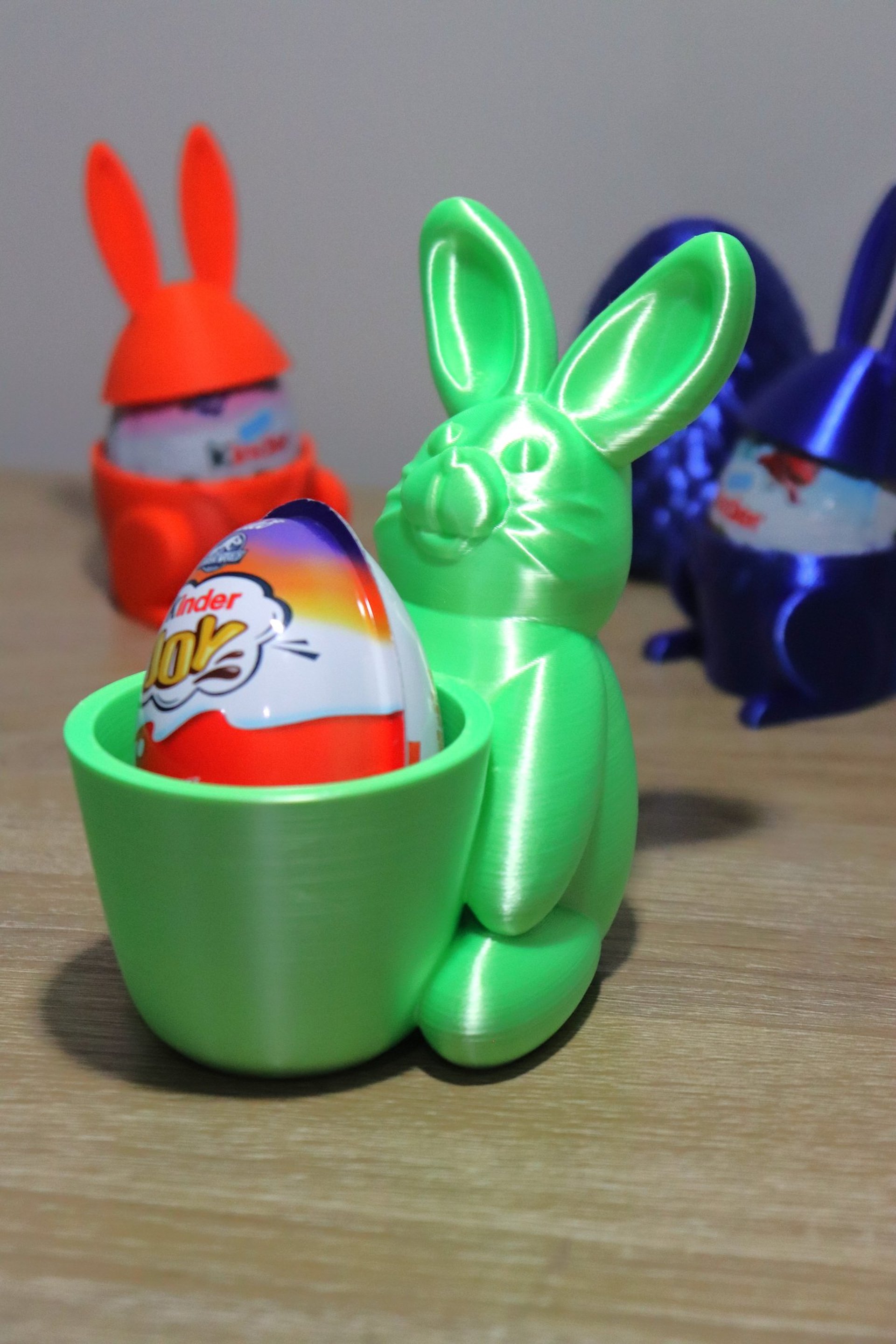 person wearing grey knit sweater