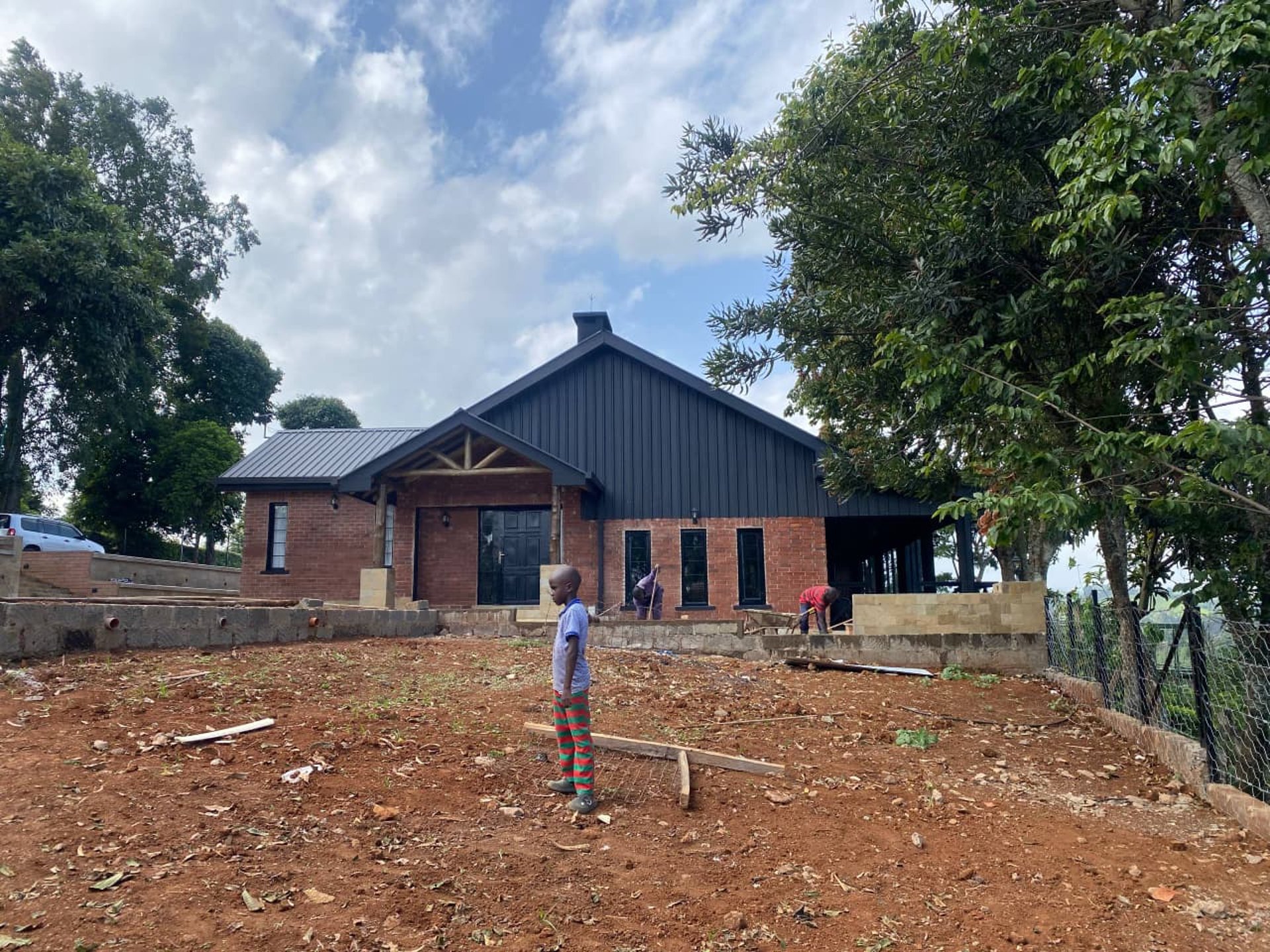 black and white bed linen