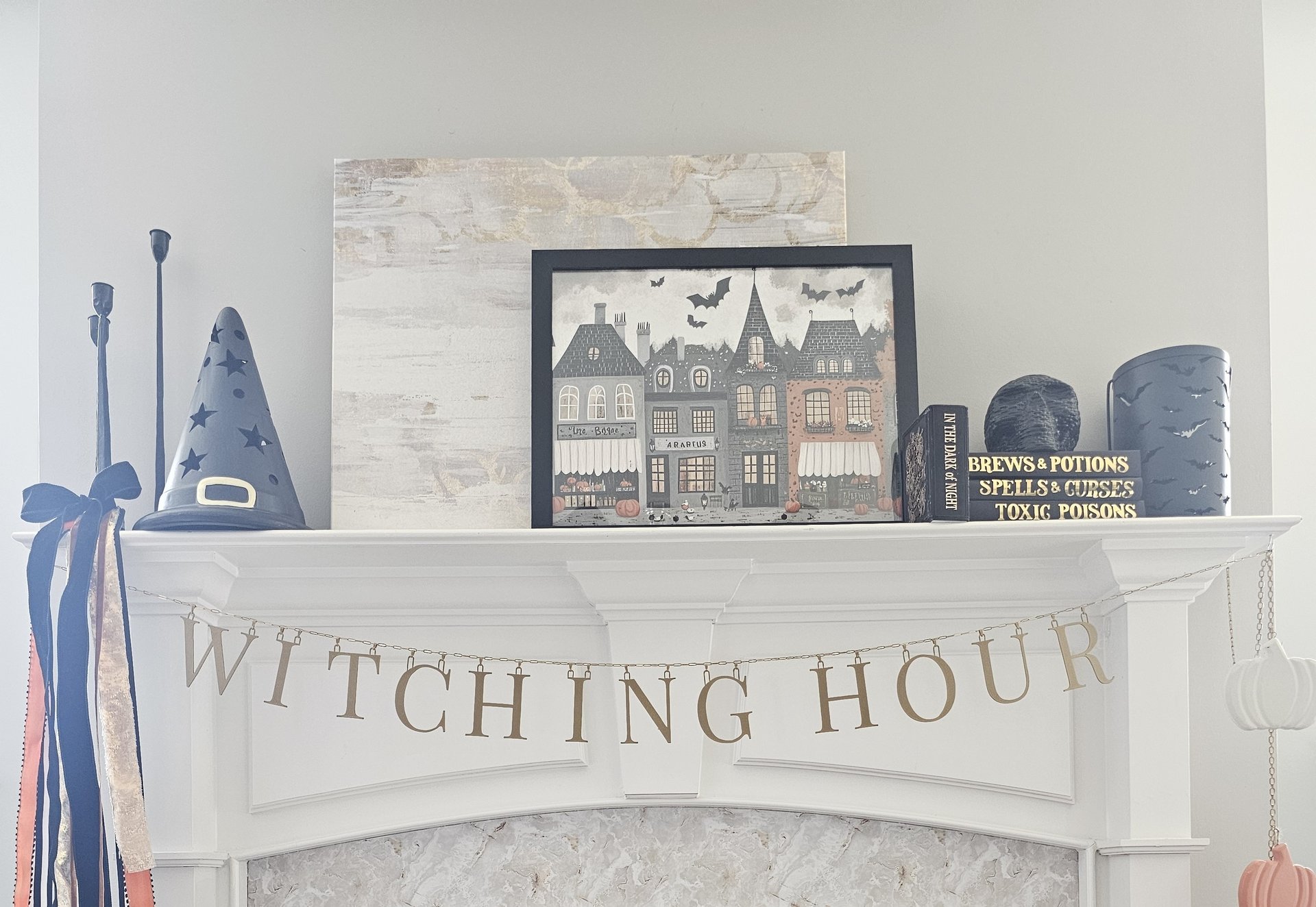 black and white bed linen