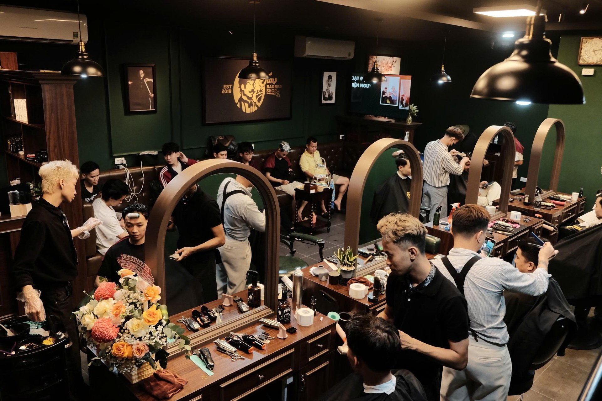 an abstract photo of a curved building with a blue sky in the background