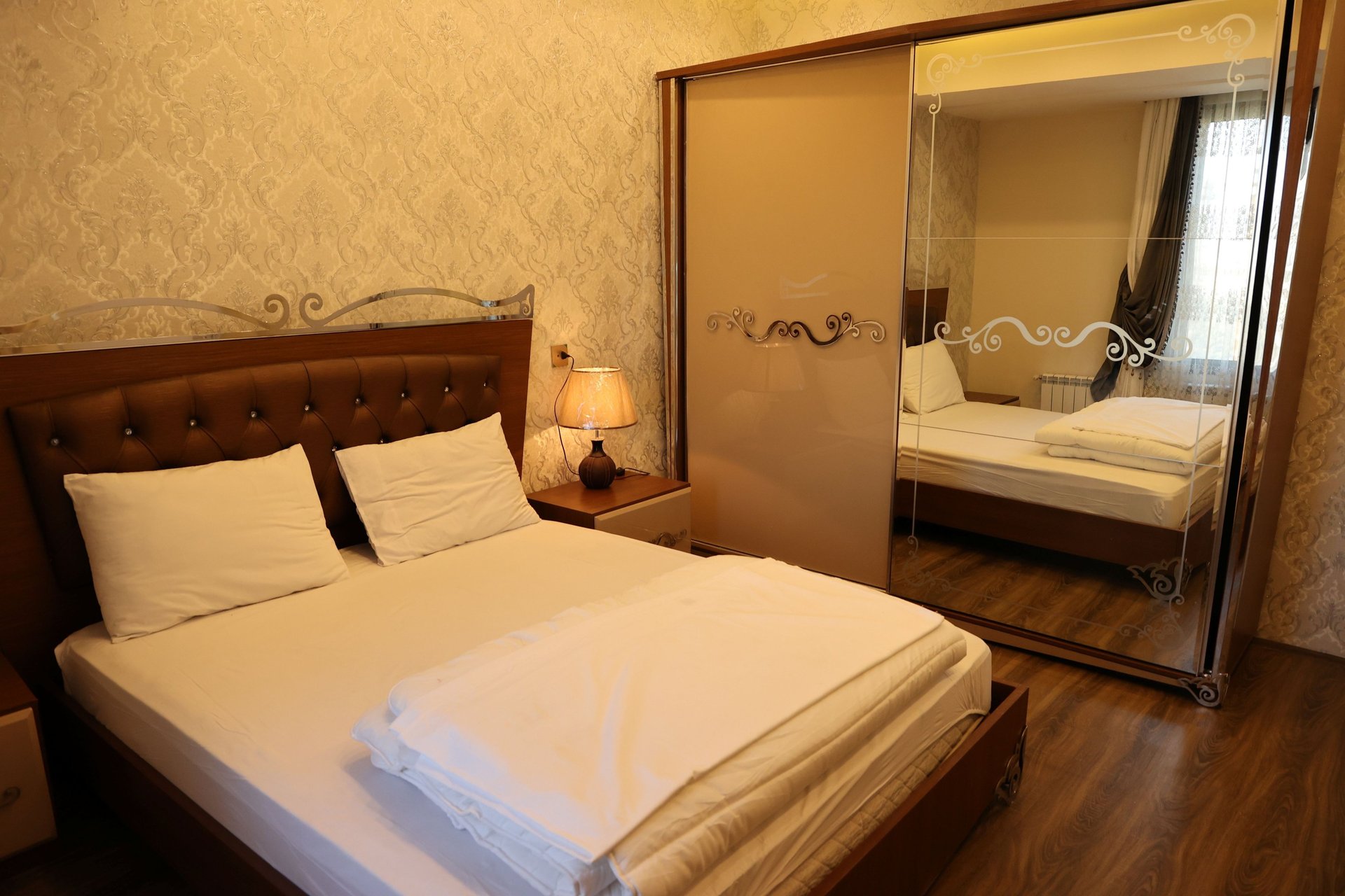 black and white bed linen