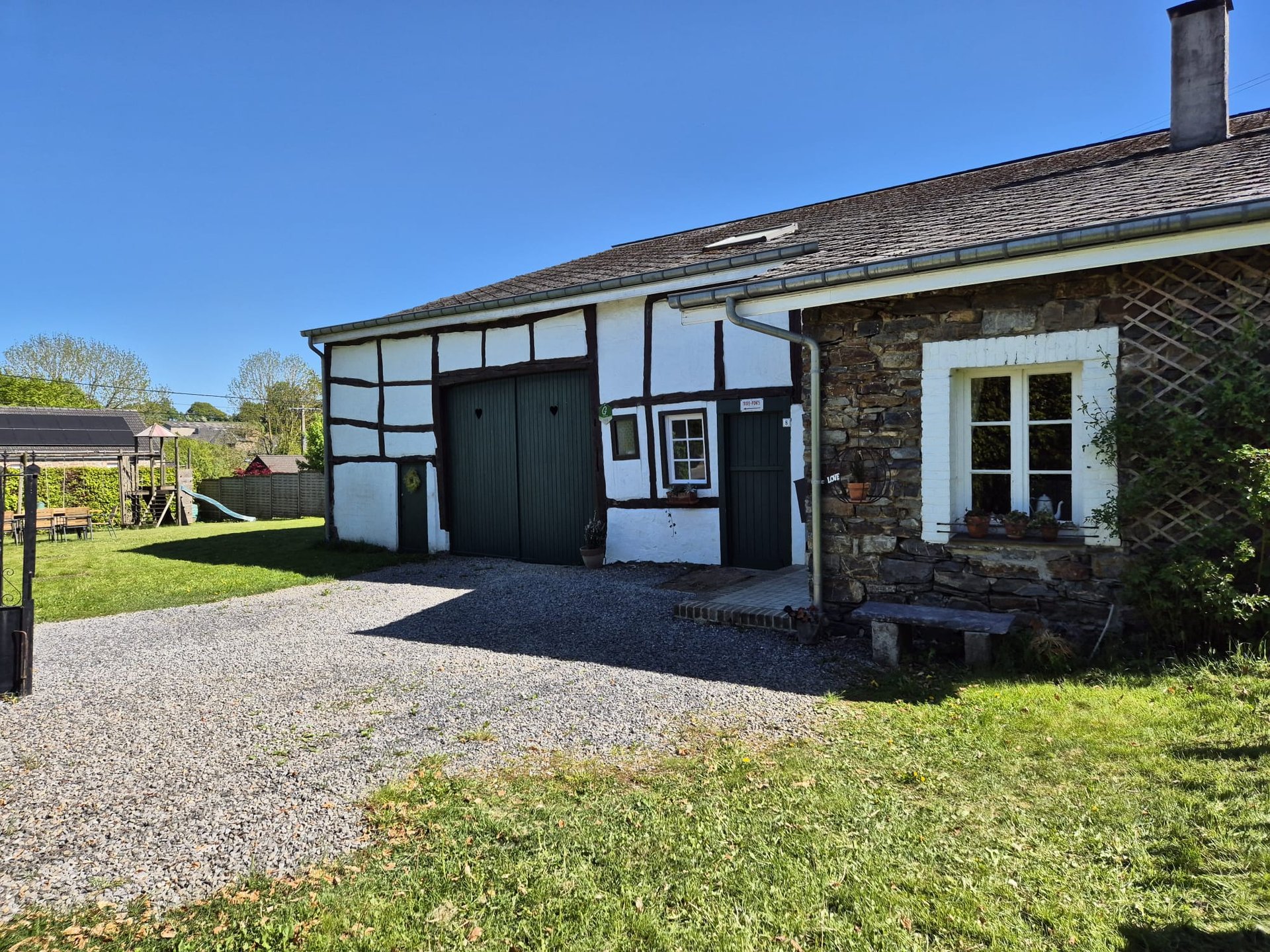 black and brown leather padded tub sofa