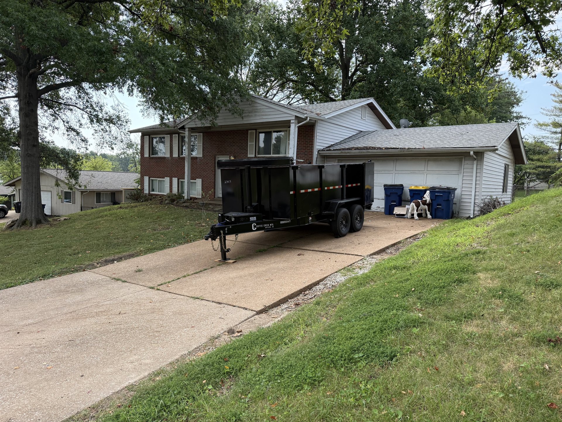 black and white bed linen
