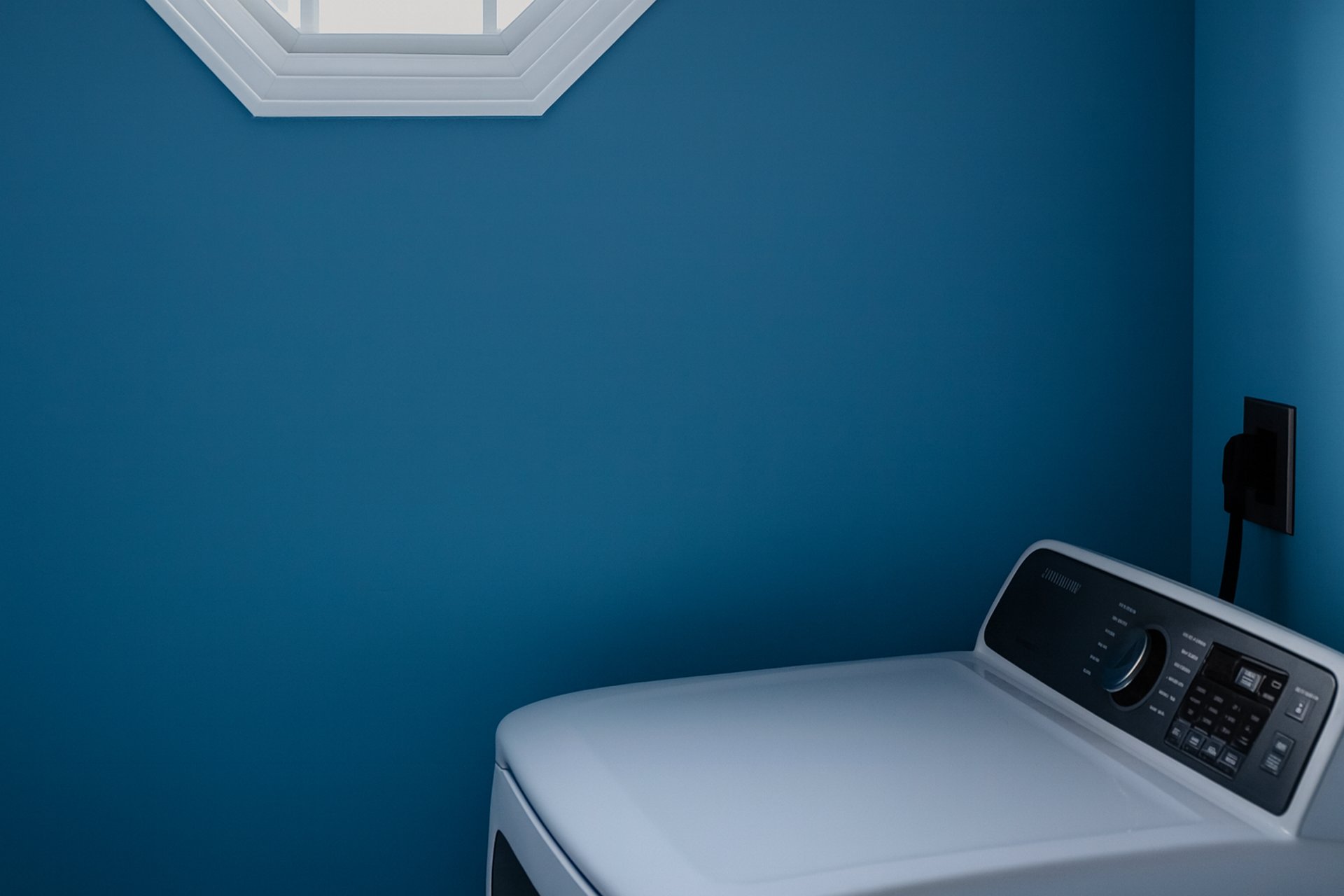 black and brown leather padded tub sofa