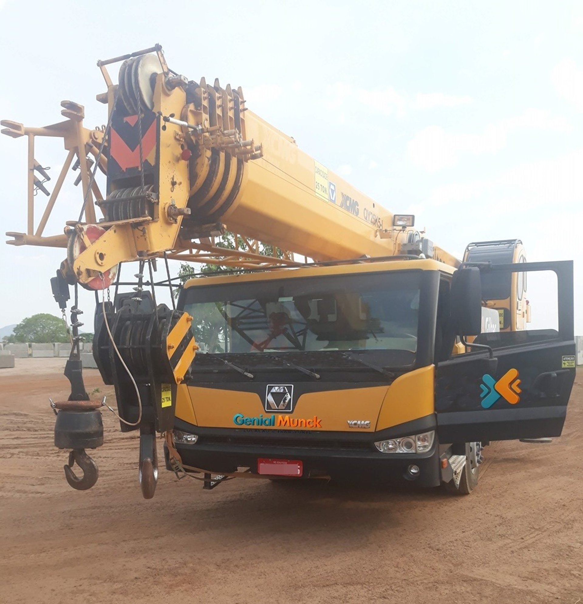 Locação de guindaste em Senador Canedo