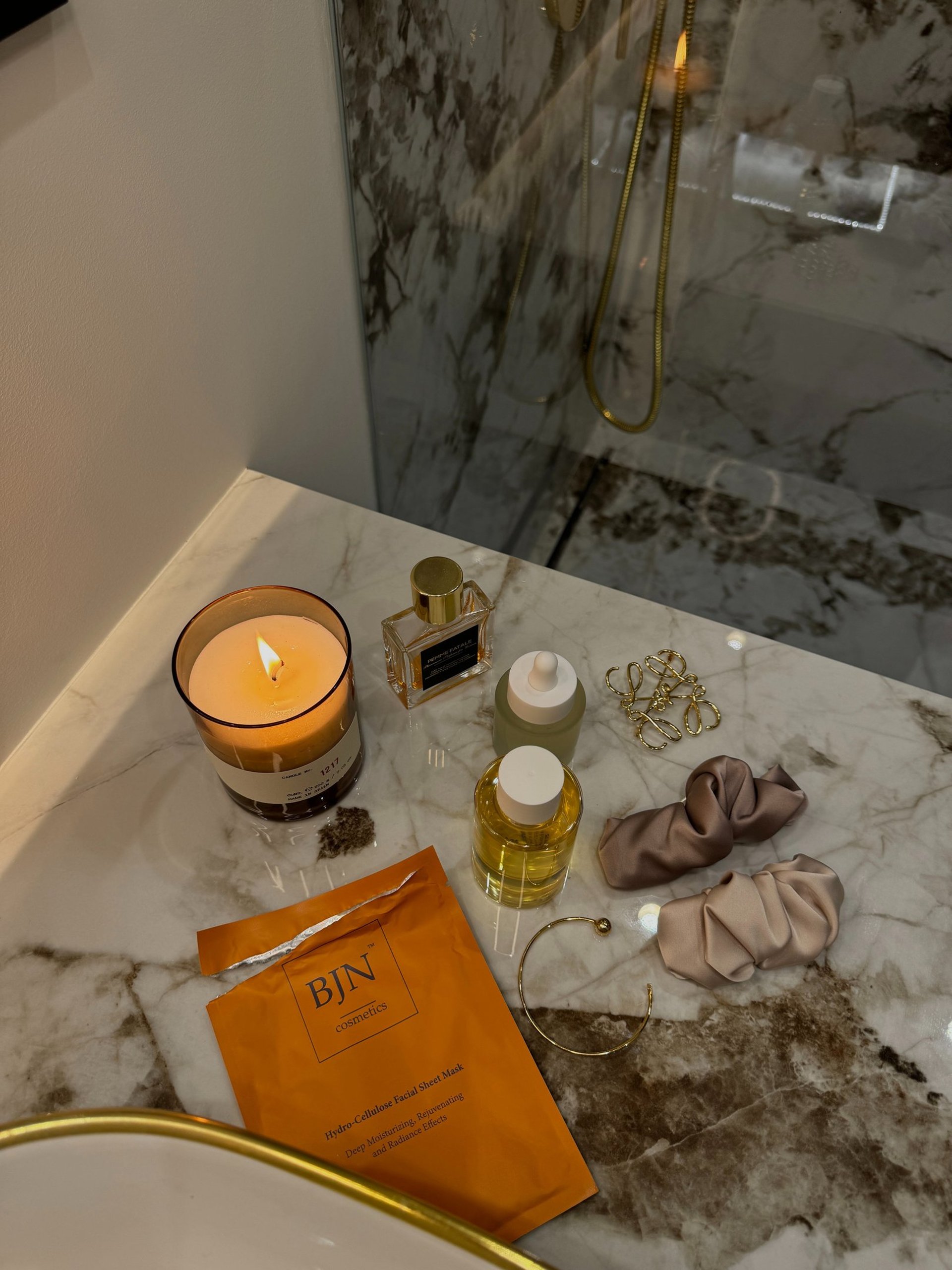 person wearing grey knit sweater