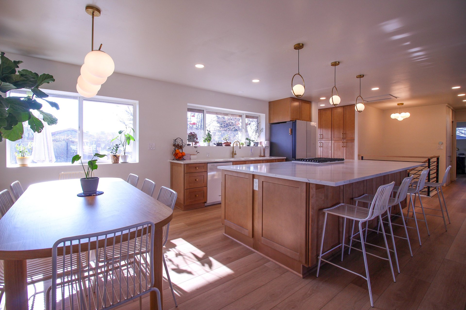 black and brown leather padded tub sofa