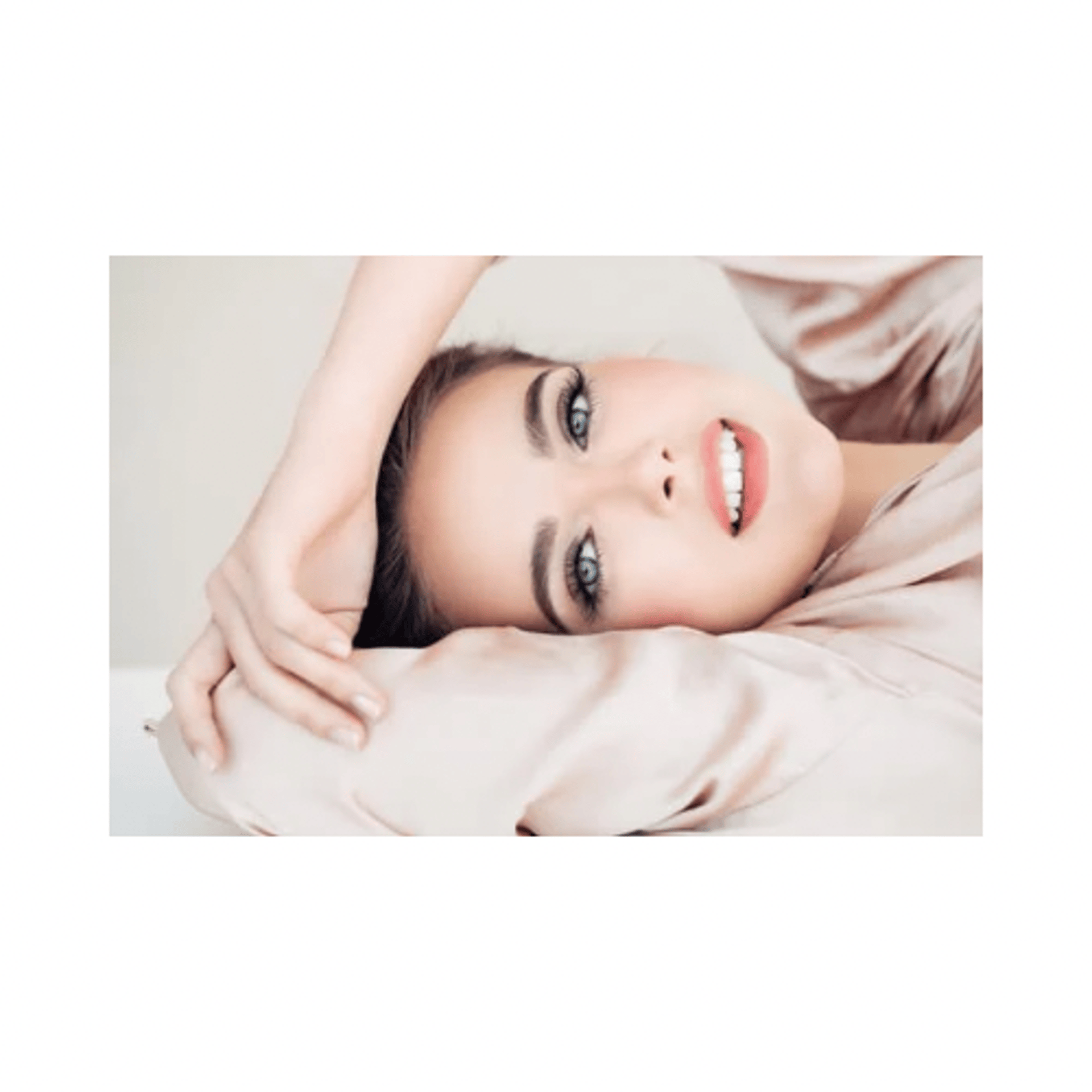 black and white bed linen