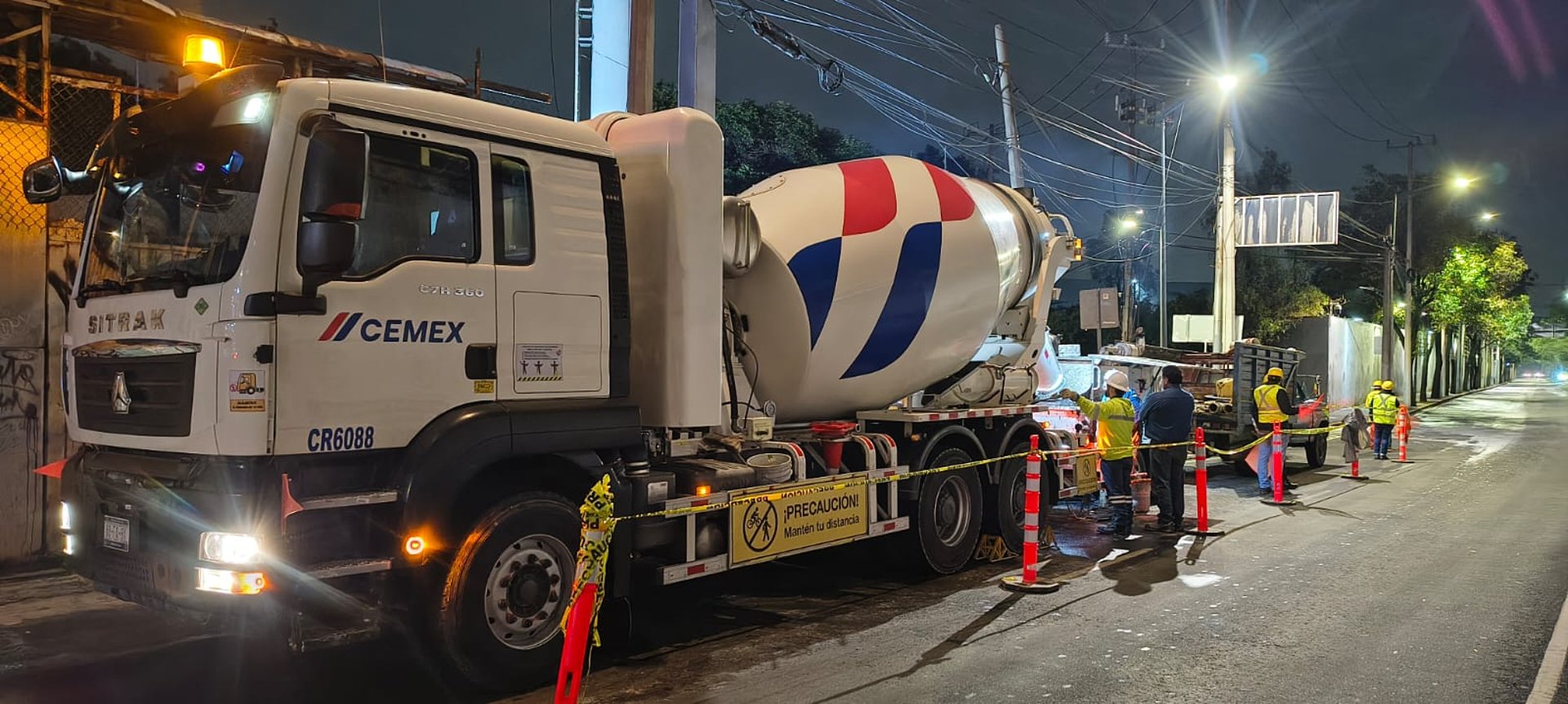 black and brown leather padded tub sofa