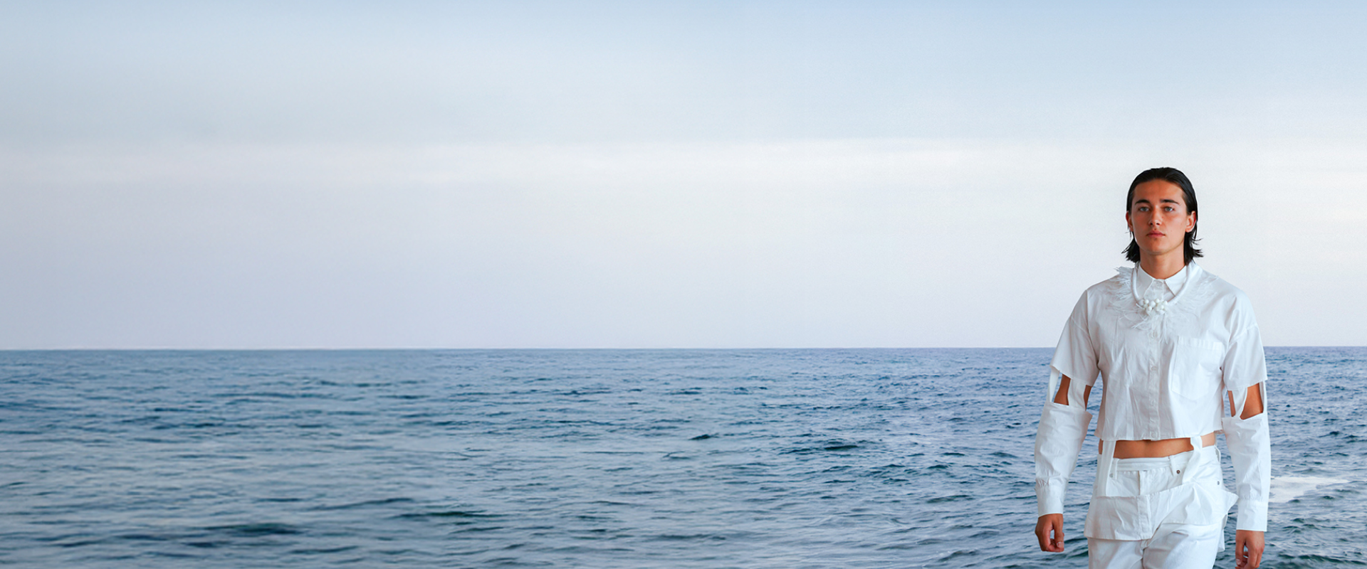 black and white bed linen