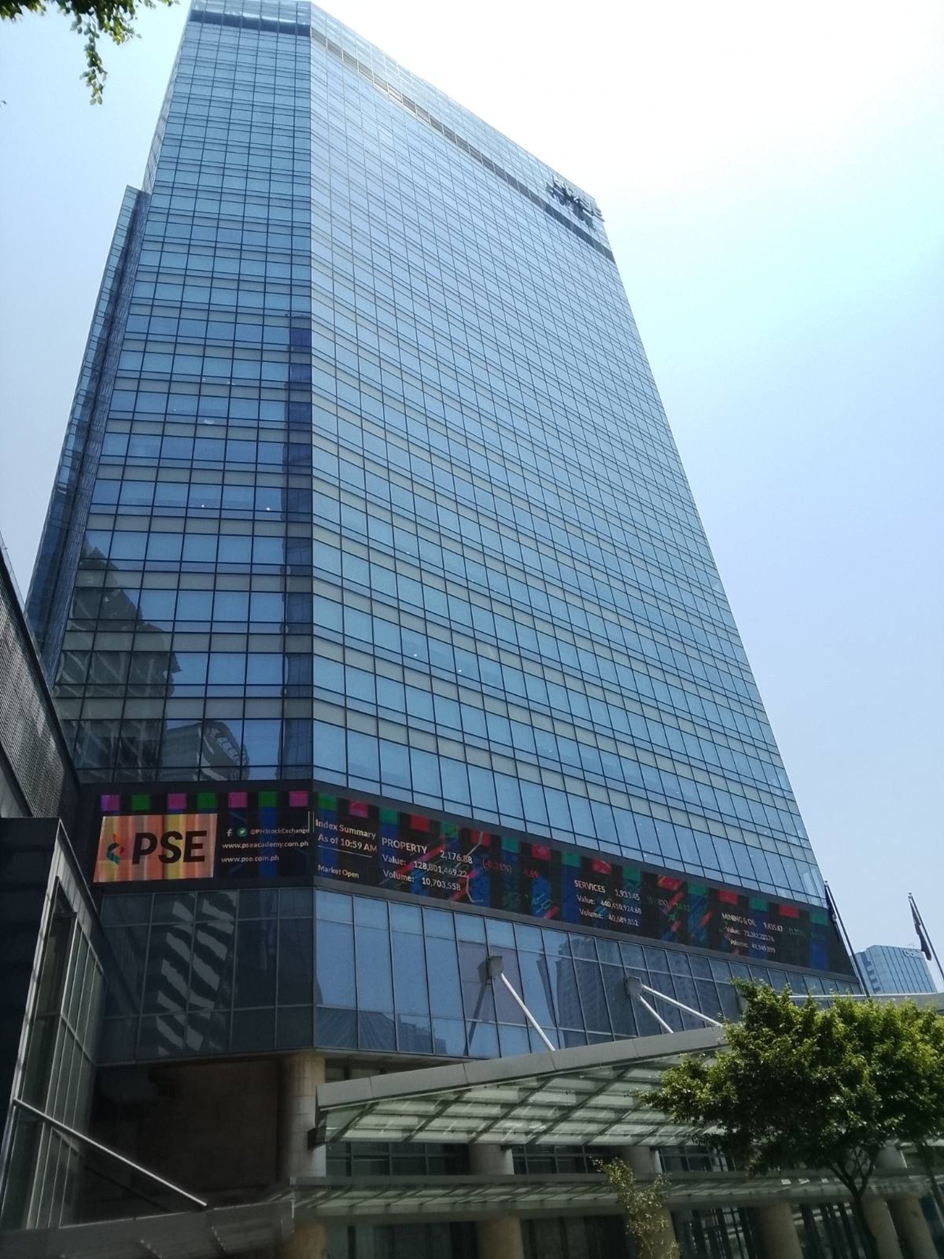architectural photography of glass building
