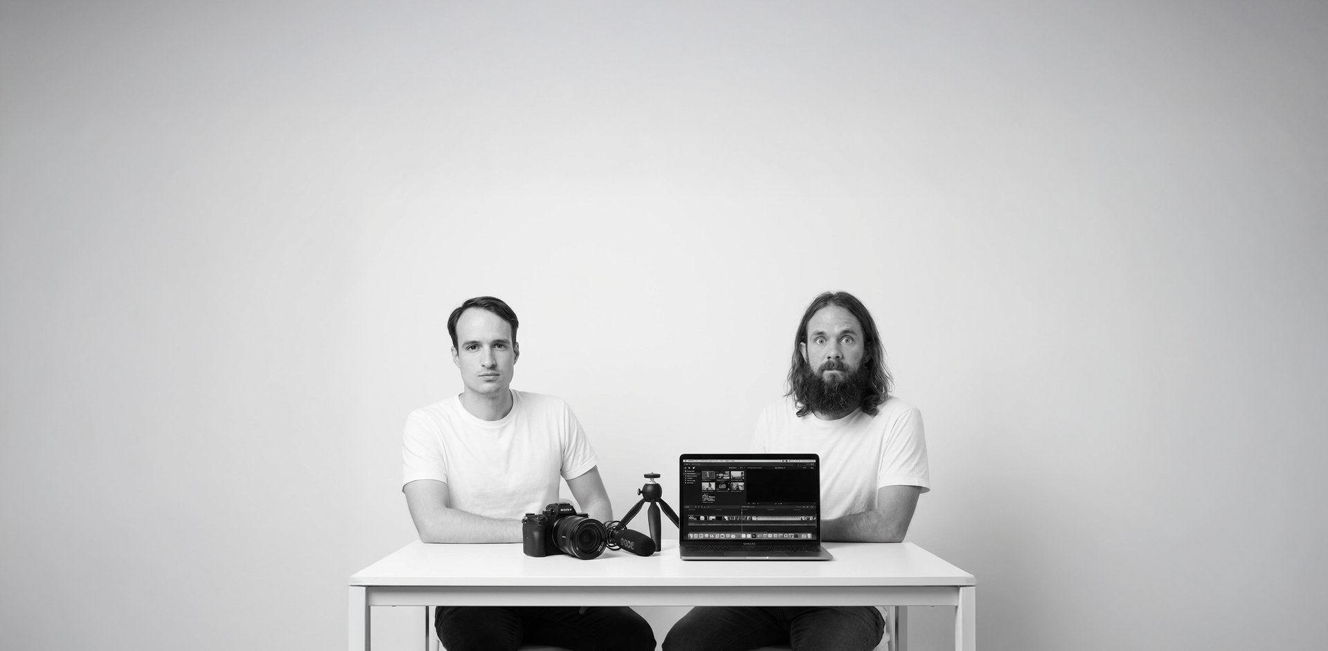 black and white bed linen