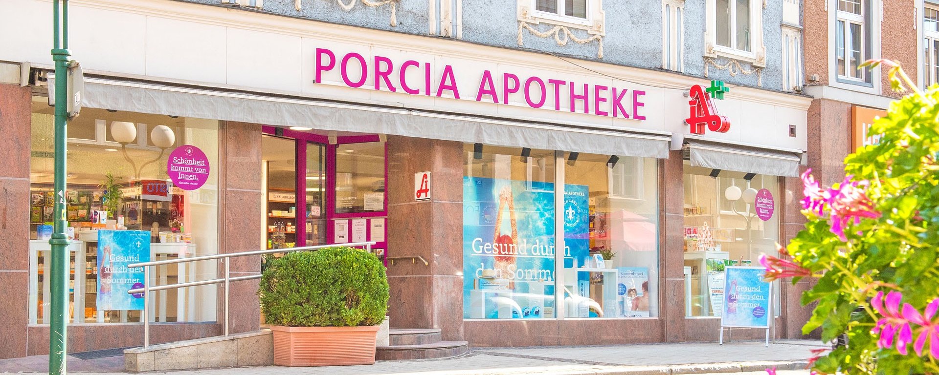 black and brown leather padded tub sofa