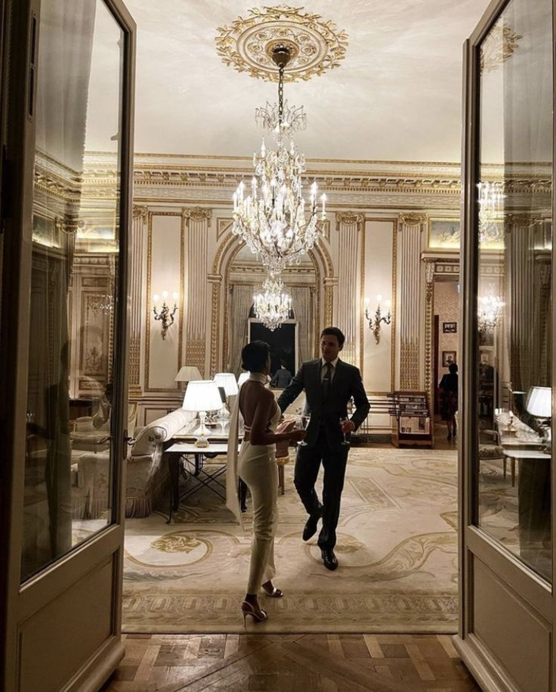 Exclusive high class escort The Hague–VIP escort, high end escort service and luxury escort agency  