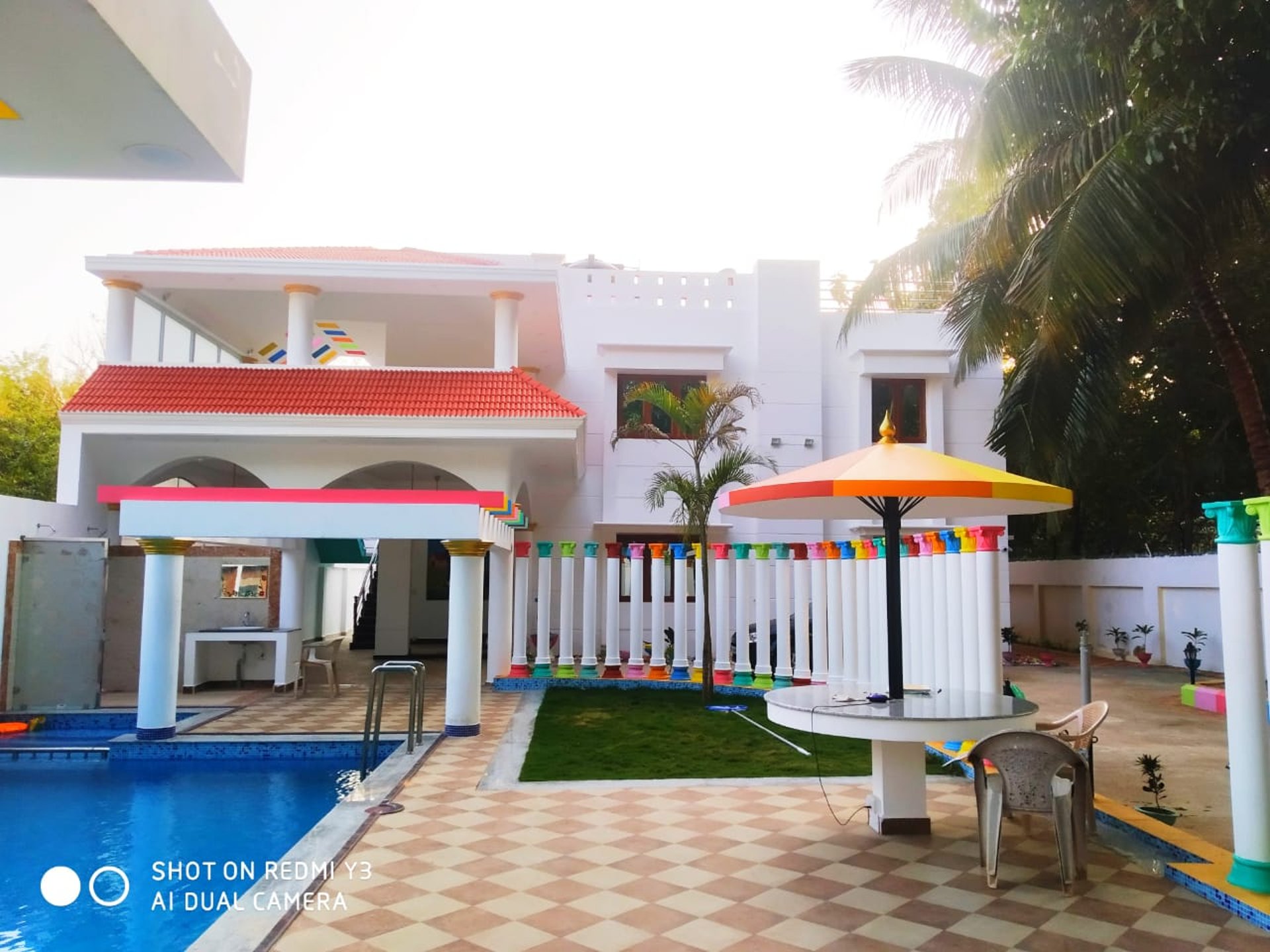 black and brown leather padded tub sofa