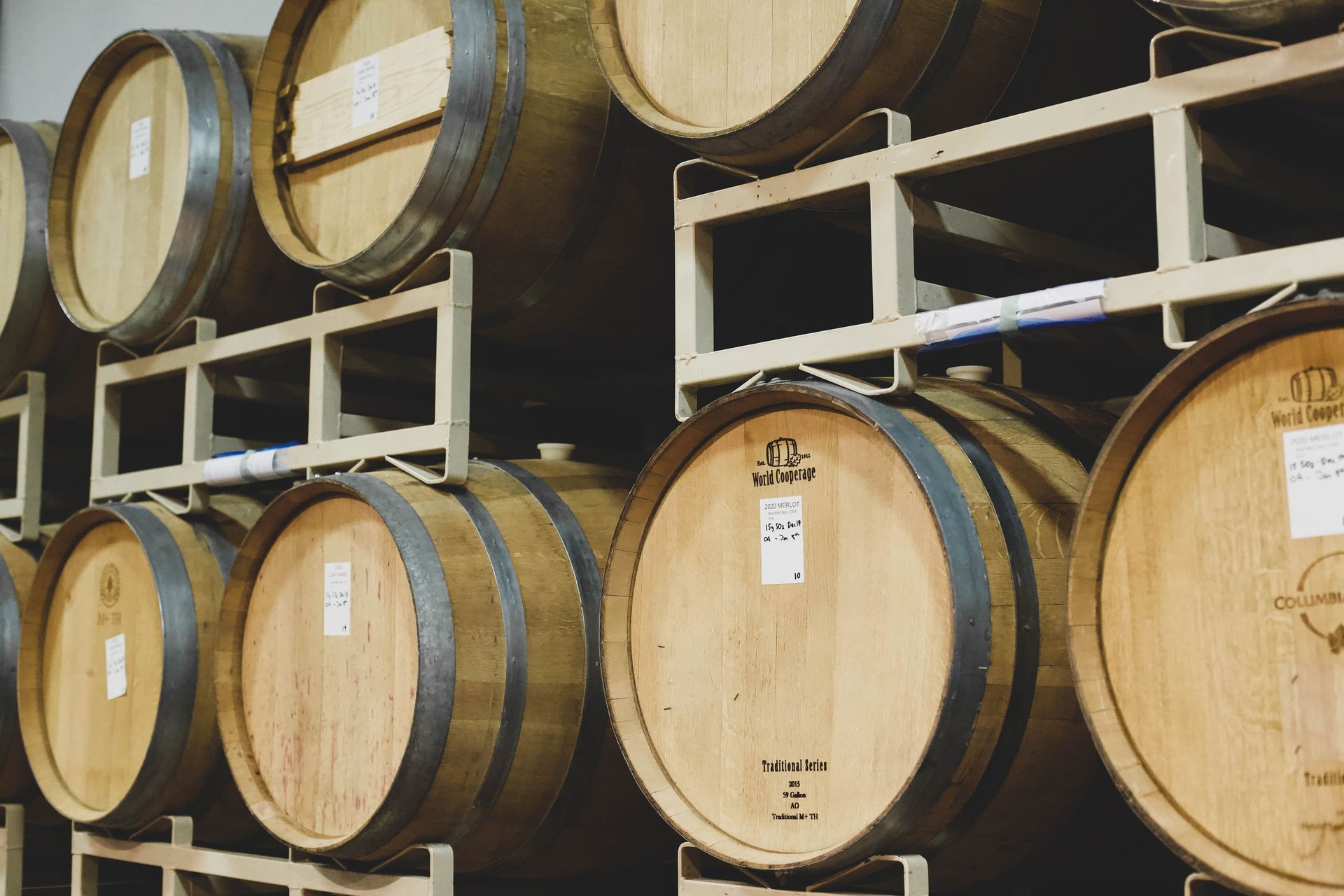 an abstract photo of a curved building with a blue sky in the background